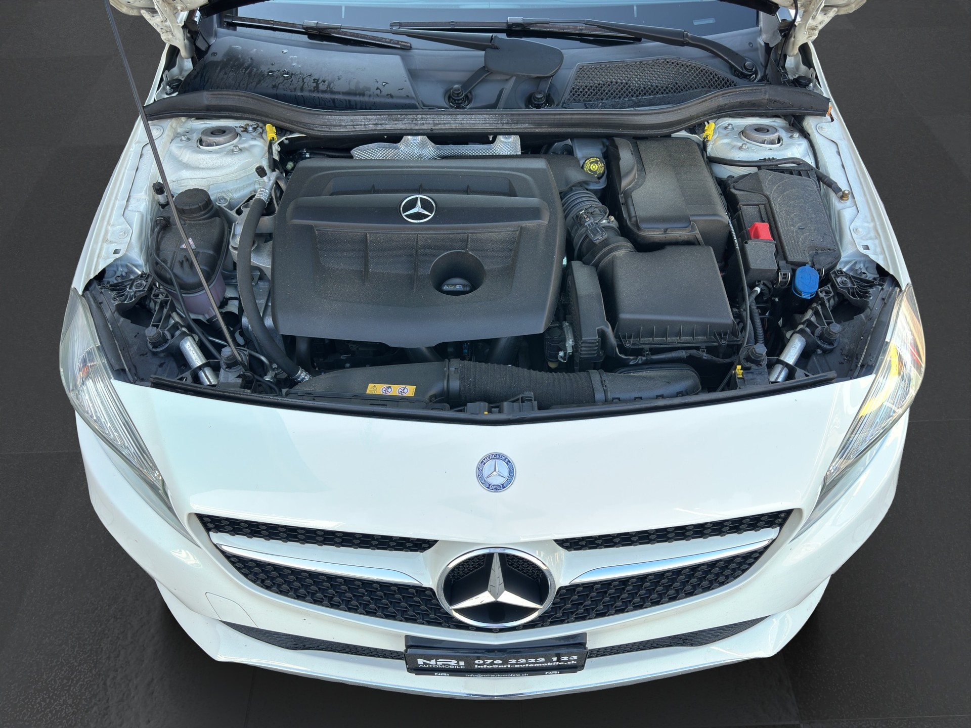 MERCEDES-BENZ A 180 d BlueEF Edition Style-image-16