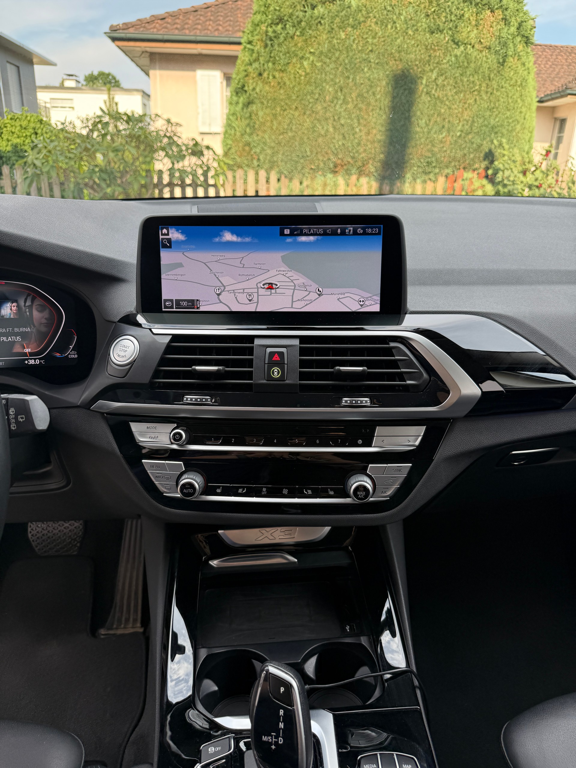 BMW 20d xDrive-image-4