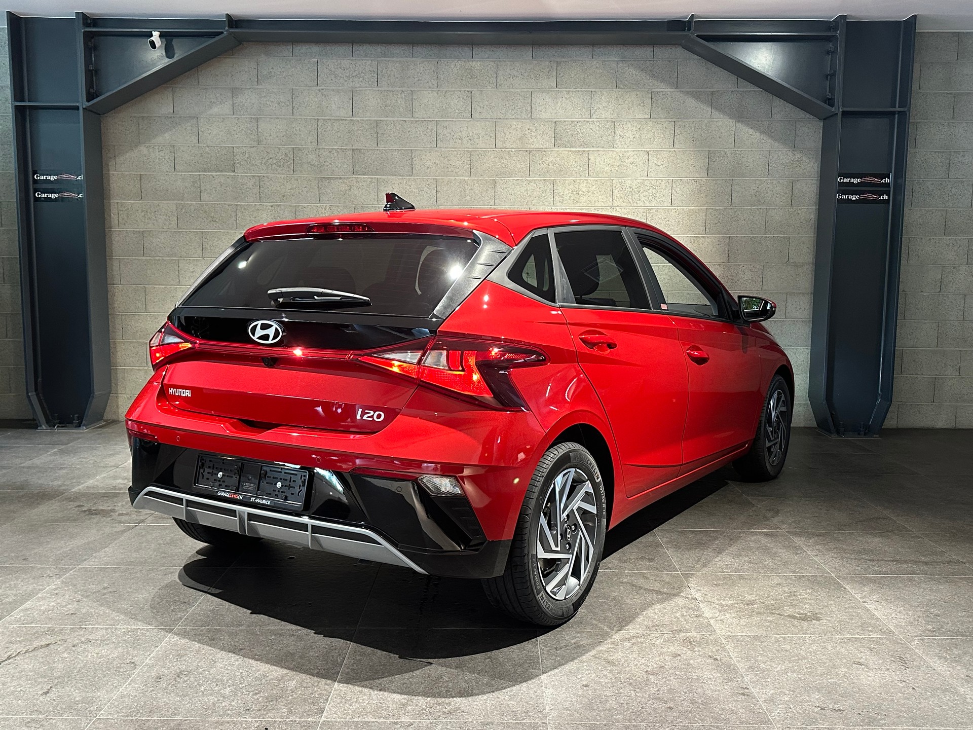 HYUNDAI i20 1.0 T-GDi Amplia DCT-image-4