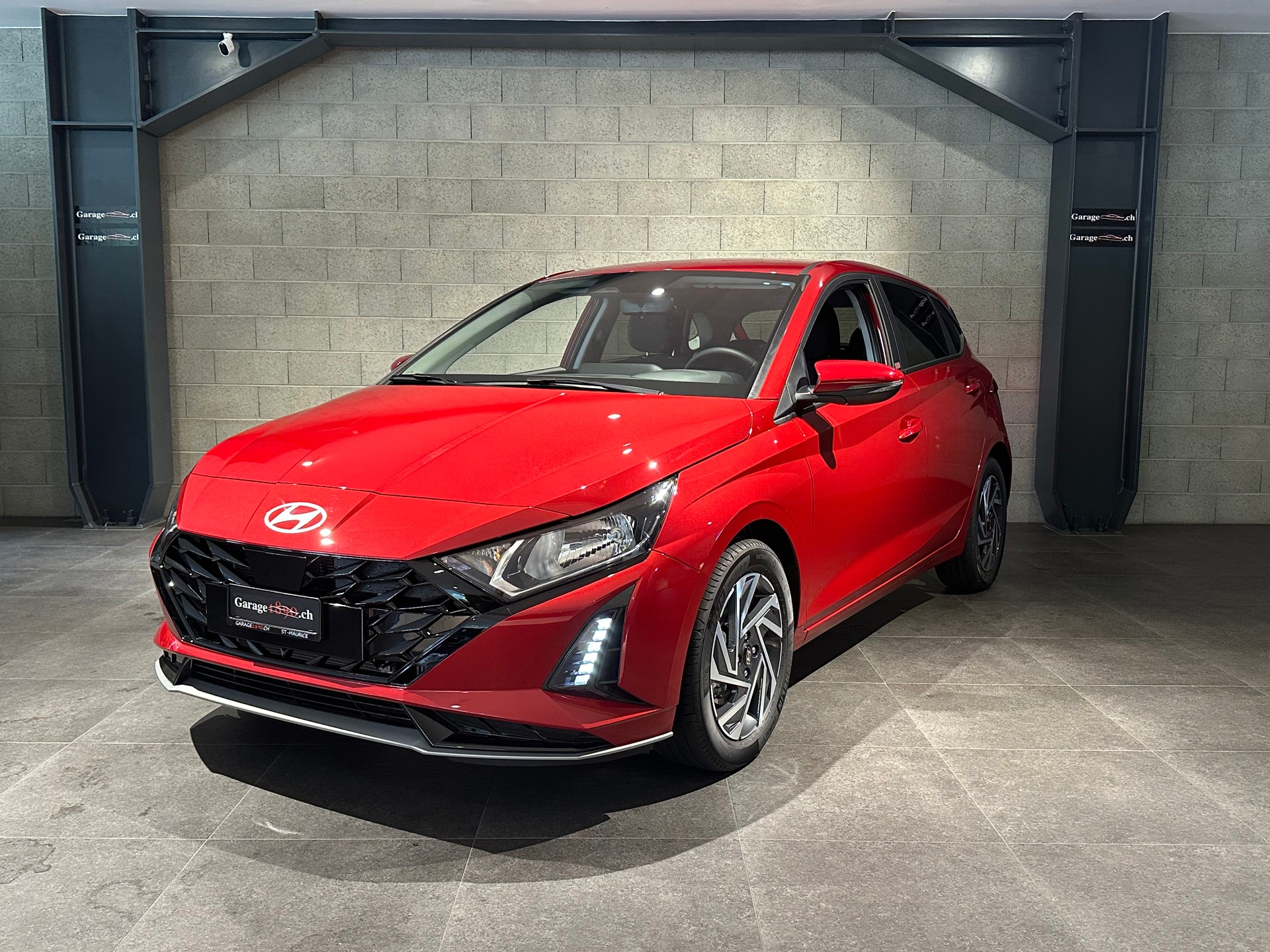 HYUNDAI i20 1.0 T-GDi Amplia DCT-image-1