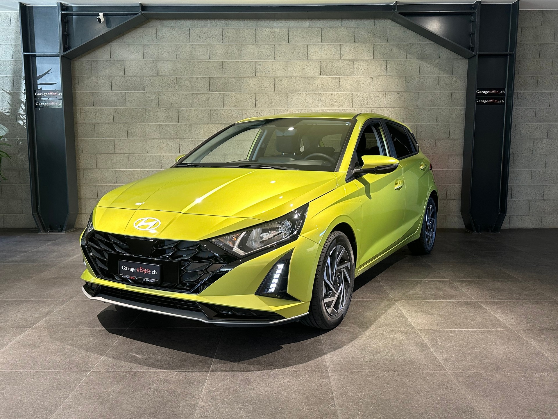HYUNDAI i20 1.0 T-GDi Amplia GO! DCT-image-1