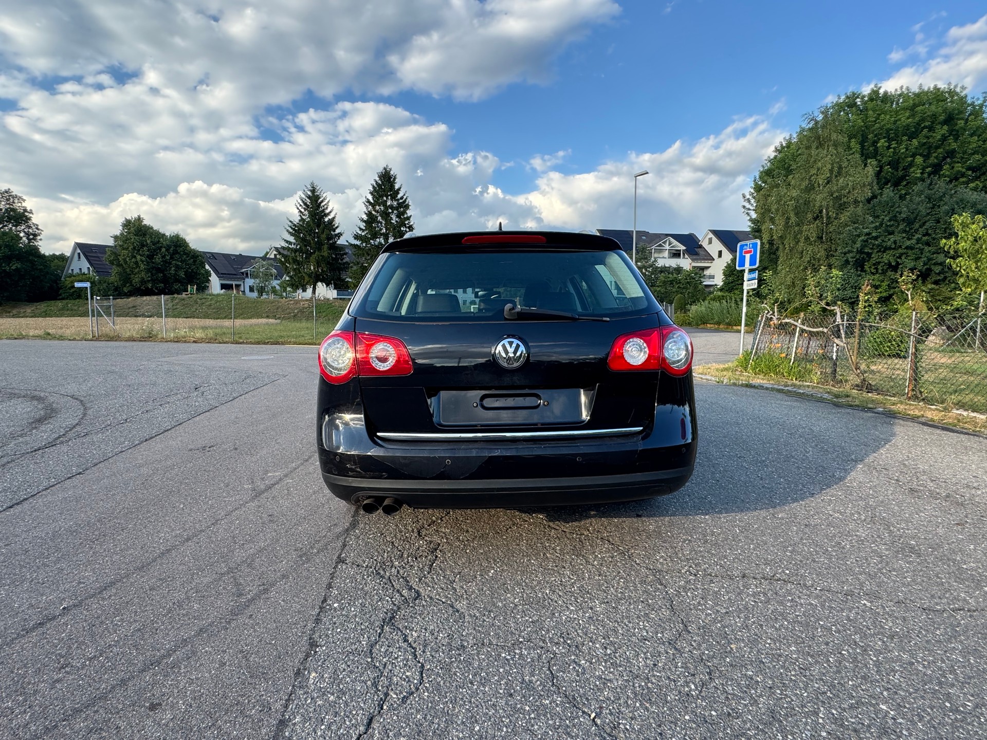 VW Passat Variant 2.0 TDI Trendline-image-5