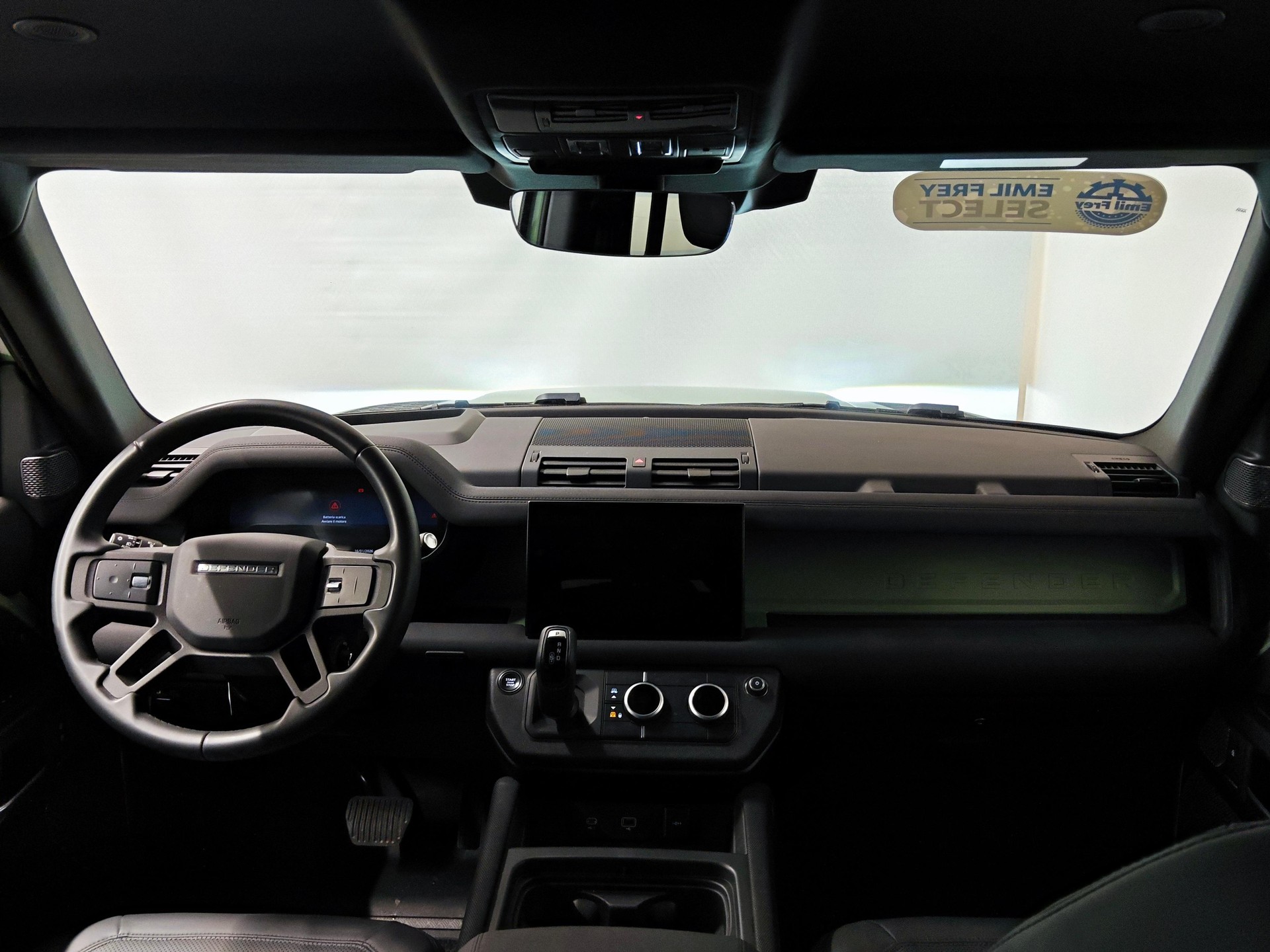 LAND ROVER Defender 110 3.0 D I6 300 75th Edition - Equipaggiato di gancio traino elettrico-image-5