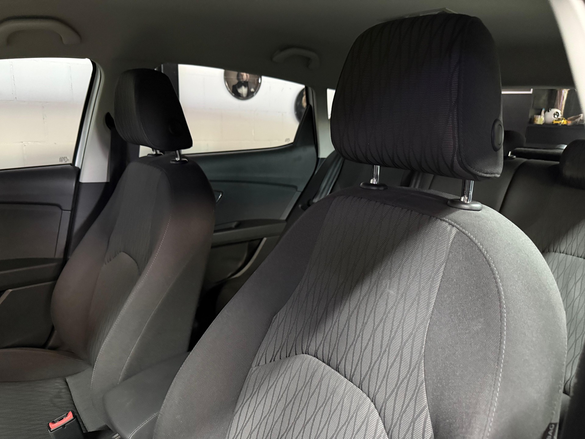 SEAT Leon 1.4 TSI FR-image-10
