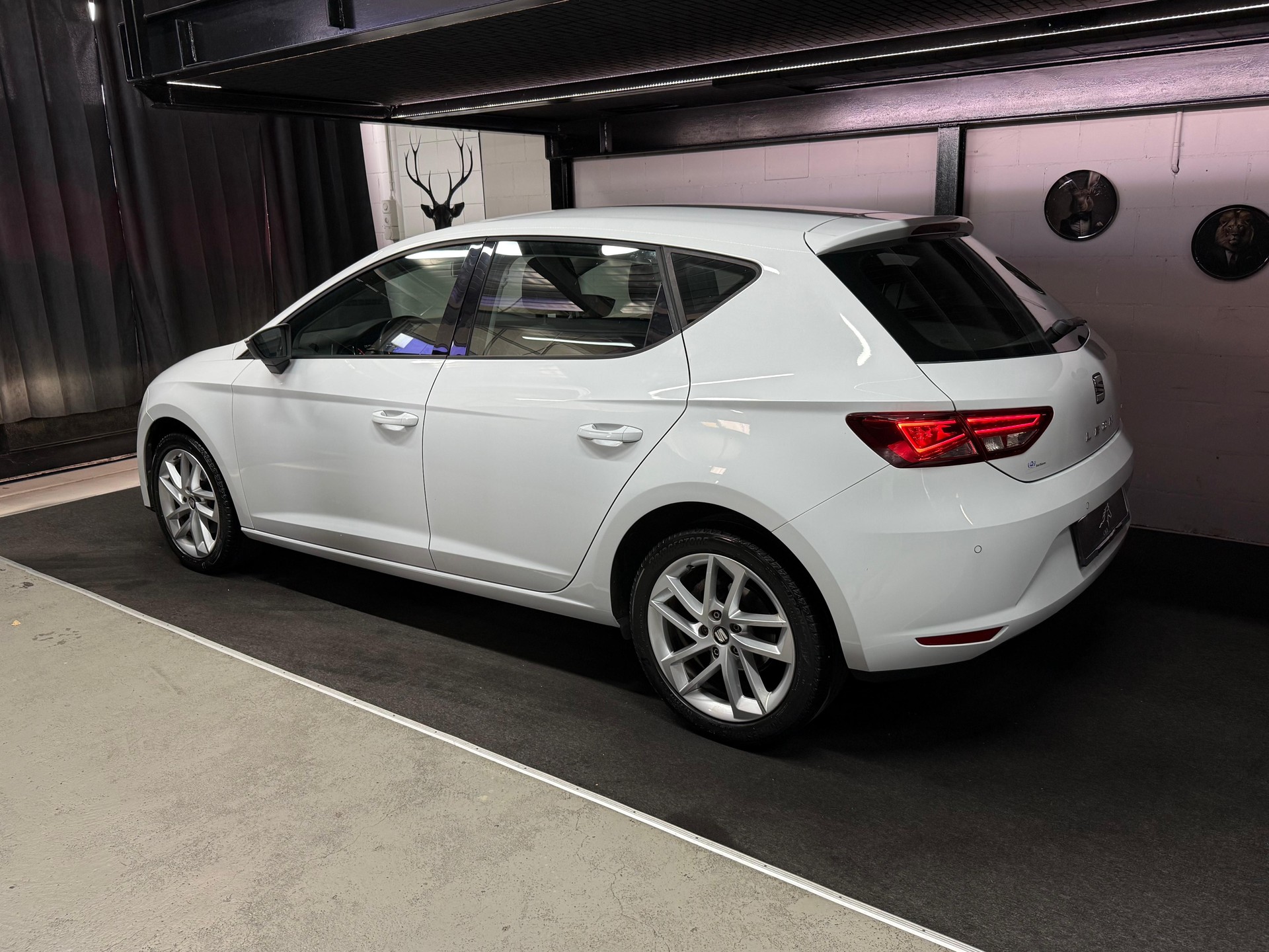 SEAT Leon 1.4 TSI FR-image-2