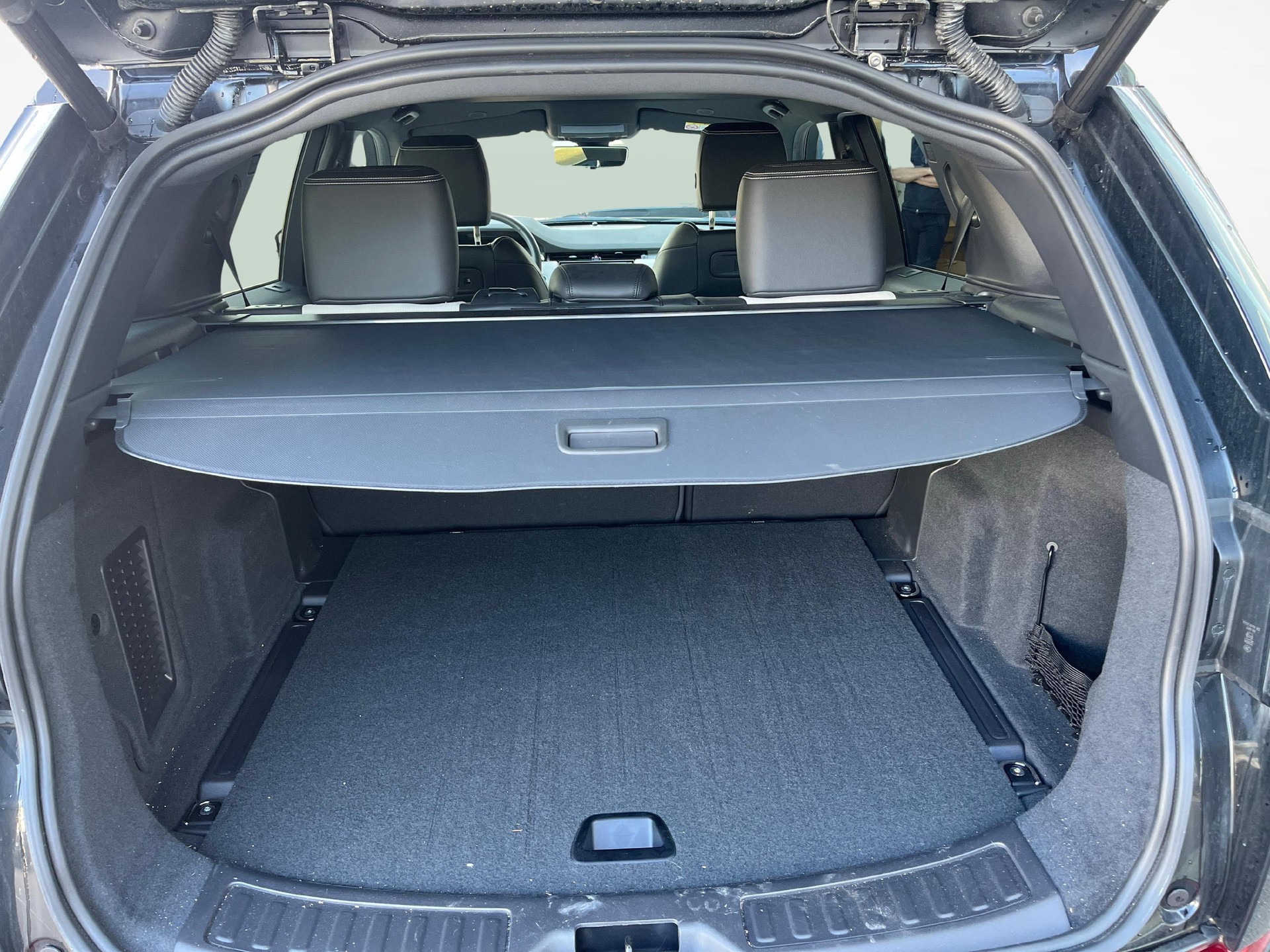LAND ROVER Discovery Sport 1.5 T 270e Dynamic SE-image-11