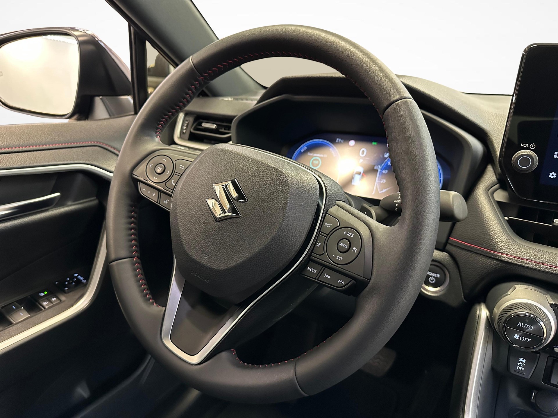 SUZUKI Across 2.5 PHEV Compact Top 4x4-image-6