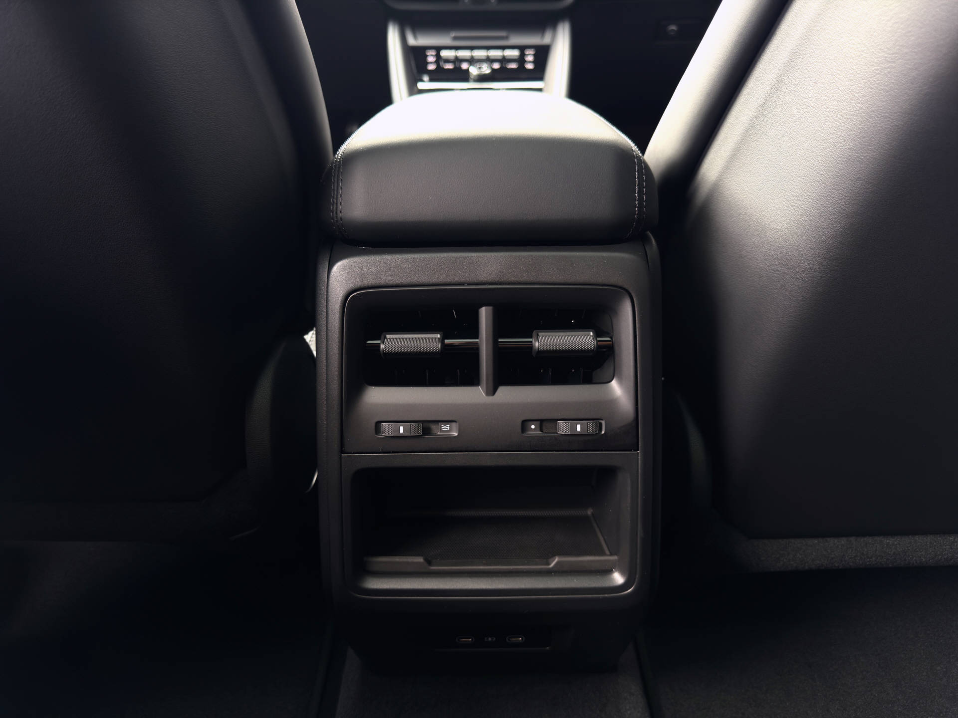 PORSCHE Macan GTS-image-12