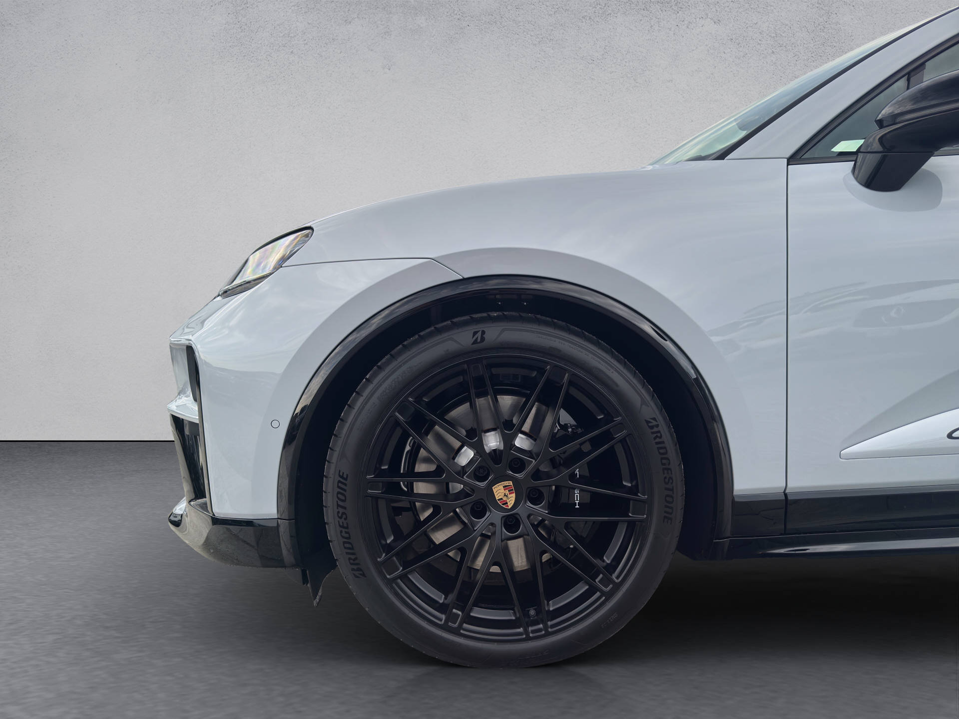 PORSCHE Macan GTS-image-15