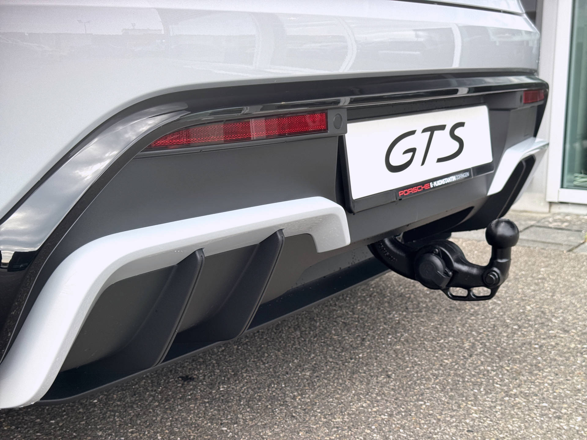 PORSCHE Macan GTS-image-5