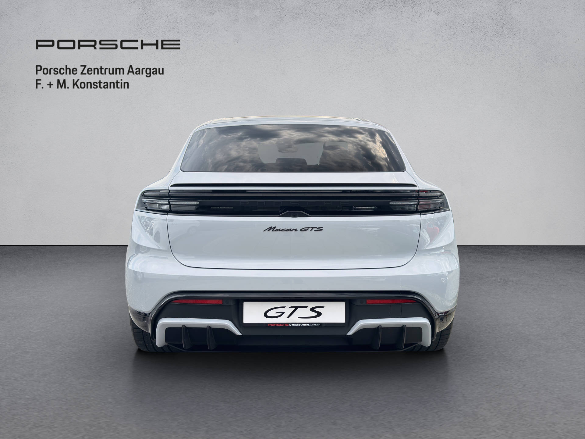PORSCHE Macan GTS-image-4