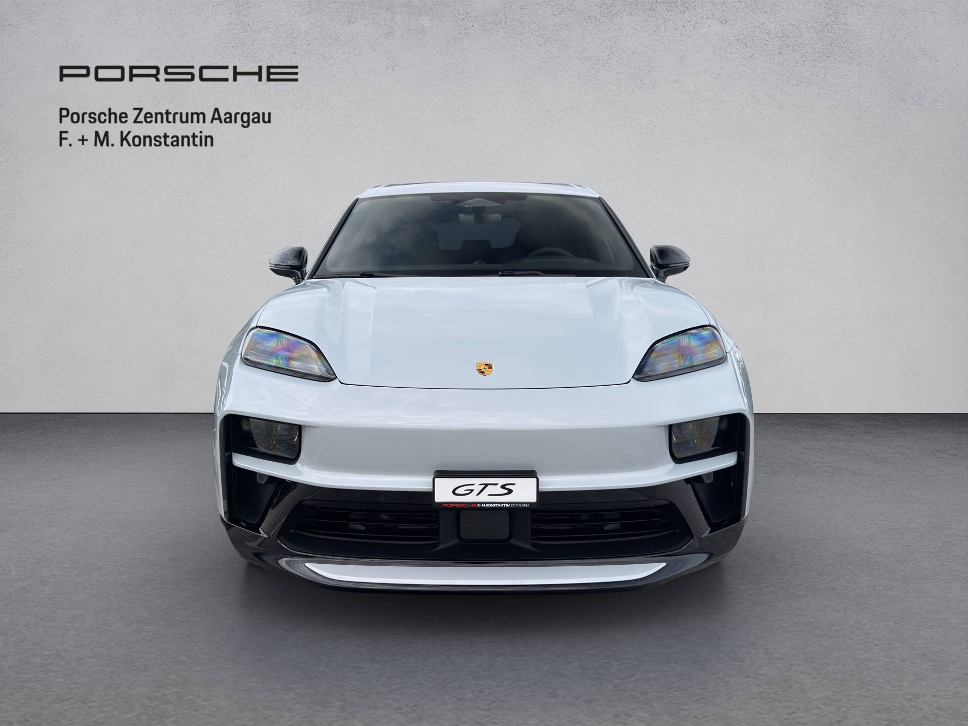 PORSCHE Macan GTS-image-1