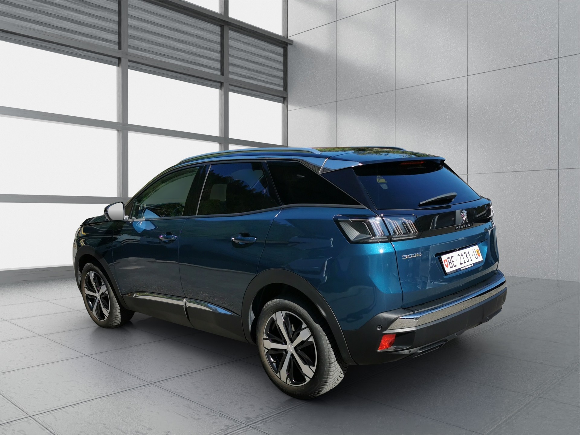 PEUGEOT 3008 1.2 PureTech Allure Pack EAT8-image-3