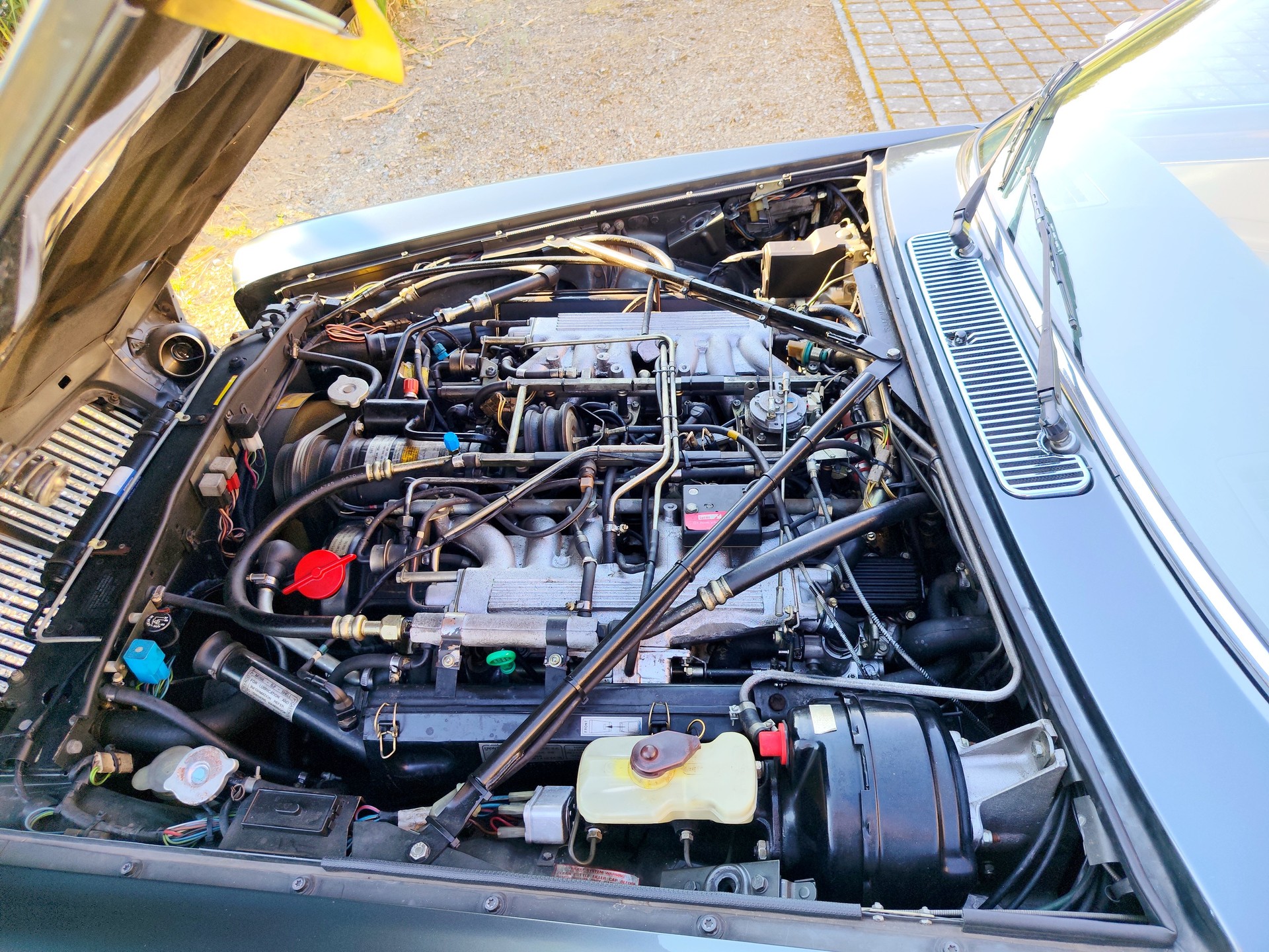 JAGUAR XJ-12 5.3 H.E. Sovereign-image-11