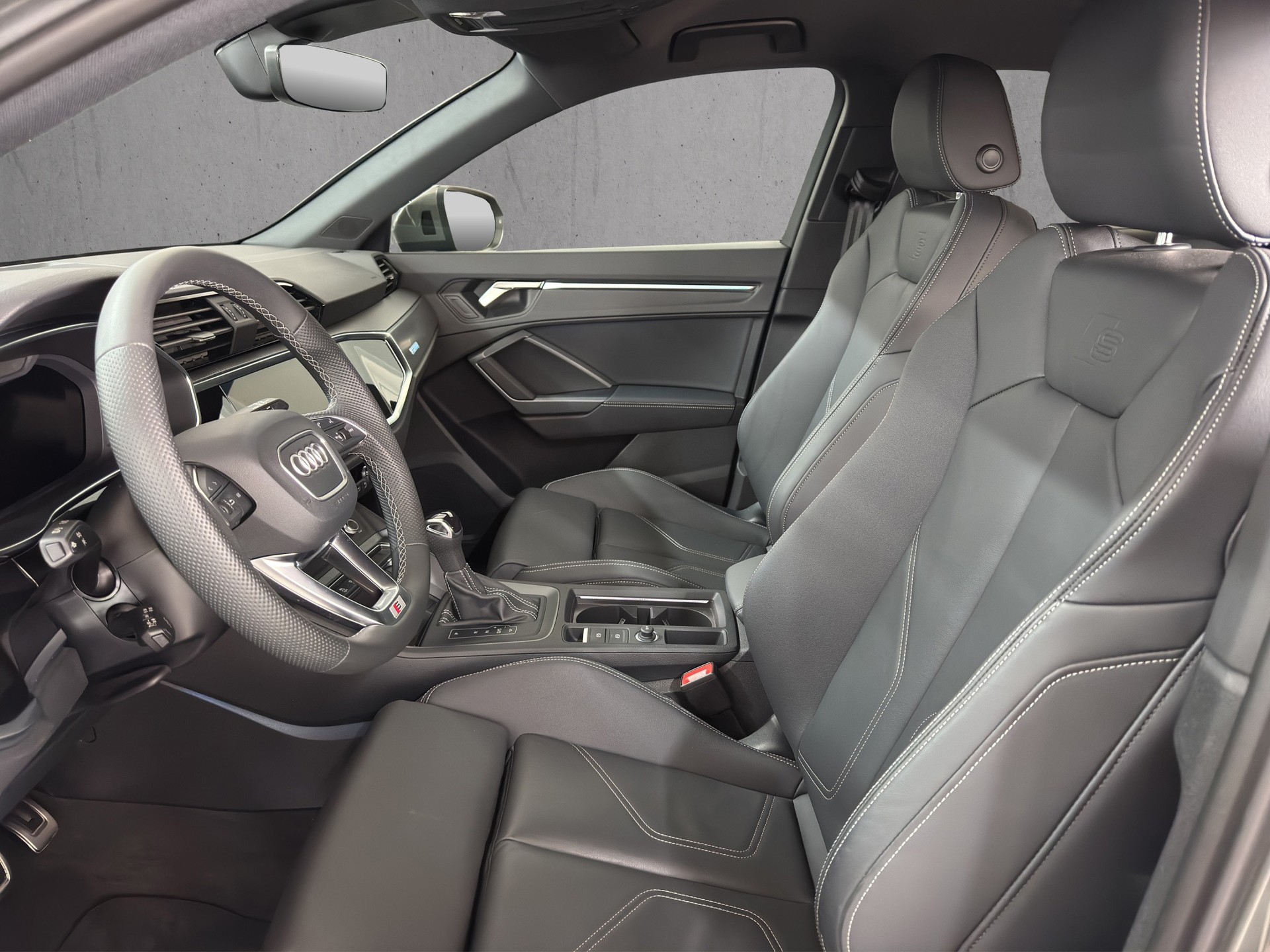 AUDI Q3 Sportback 35 TFSI S line S-tronic "Leder-RF.-Kamera-Navi"-image-7