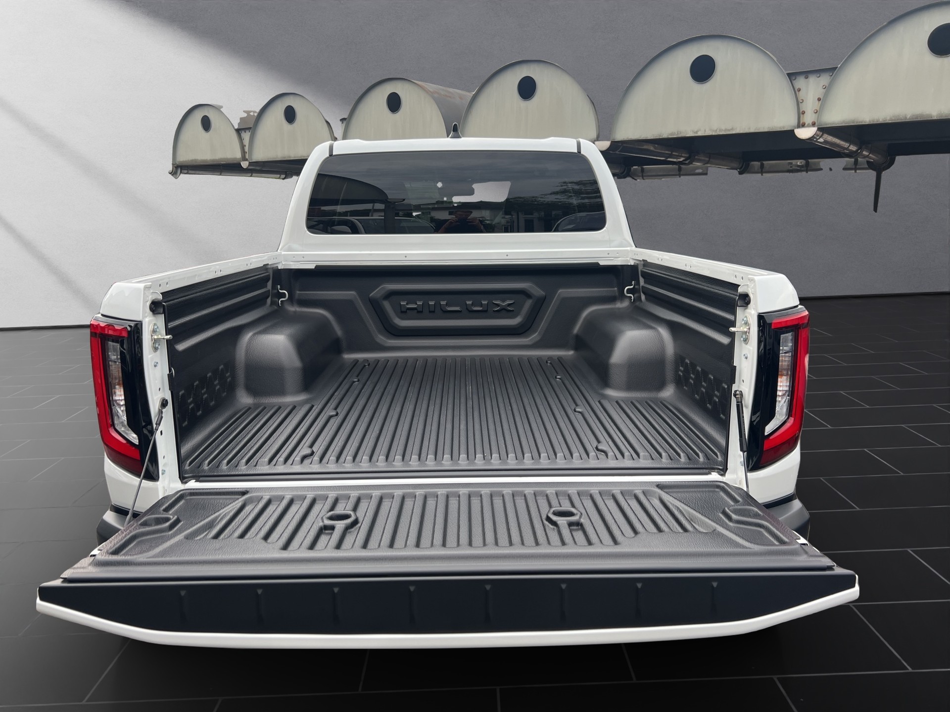 TOYOTA Hilux Double Cab.-Pick-up 59KWh Style-image-10