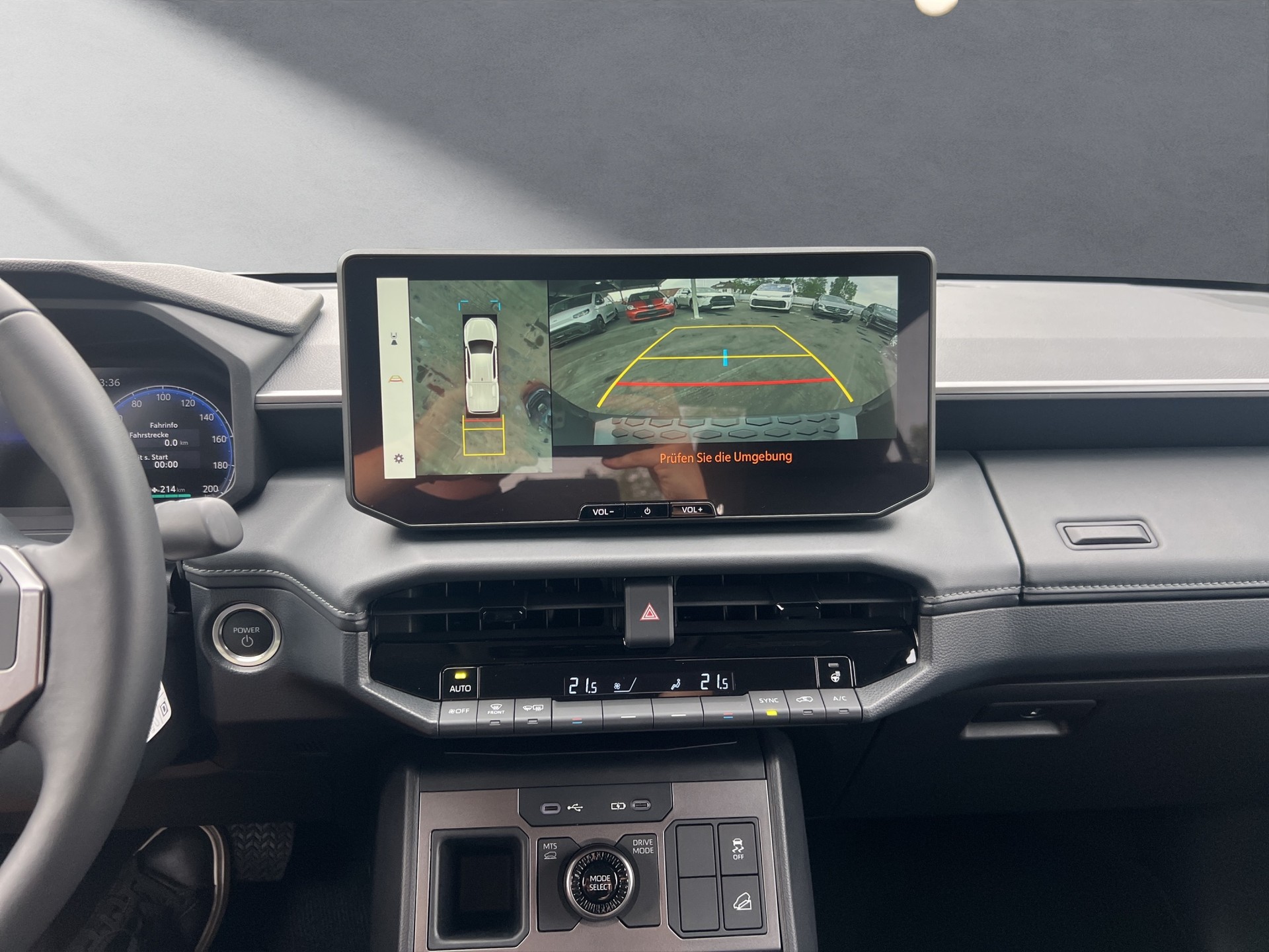 TOYOTA Hilux Double Cab.-Pick-up 59KWh Style-image-7