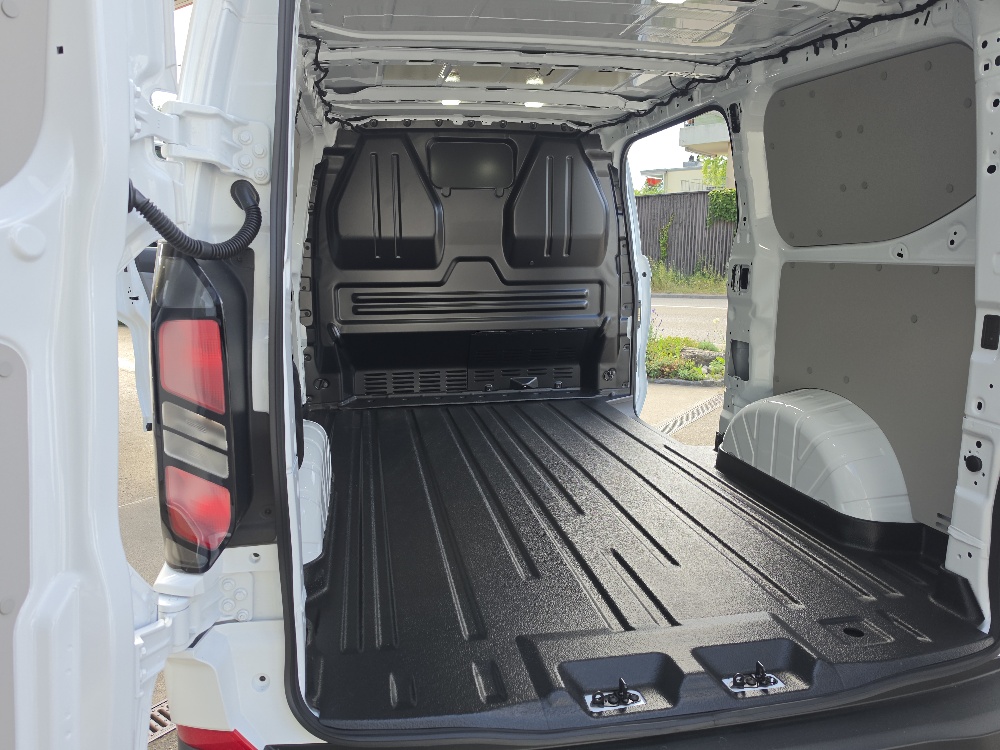 FORD Transit Custom Van PHEV 320 L1H1 Trend Automat-image-11