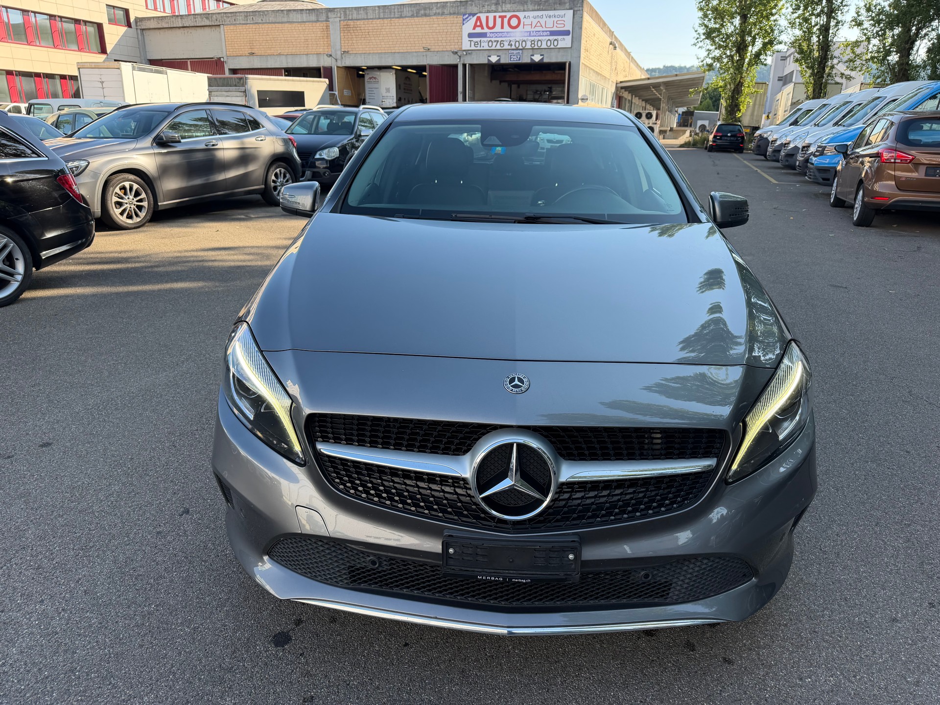 MERCEDES-BENZ A 220 d Urban 4Matic 7G-DCT-image-1