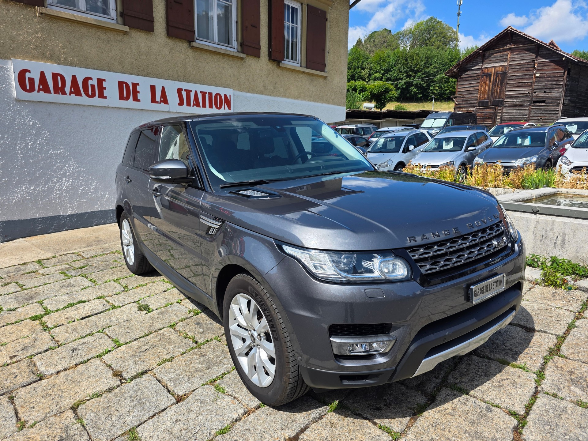 LAND ROVER Range Rover Sport 3.0 SDV6 HSE Automatic-image-2