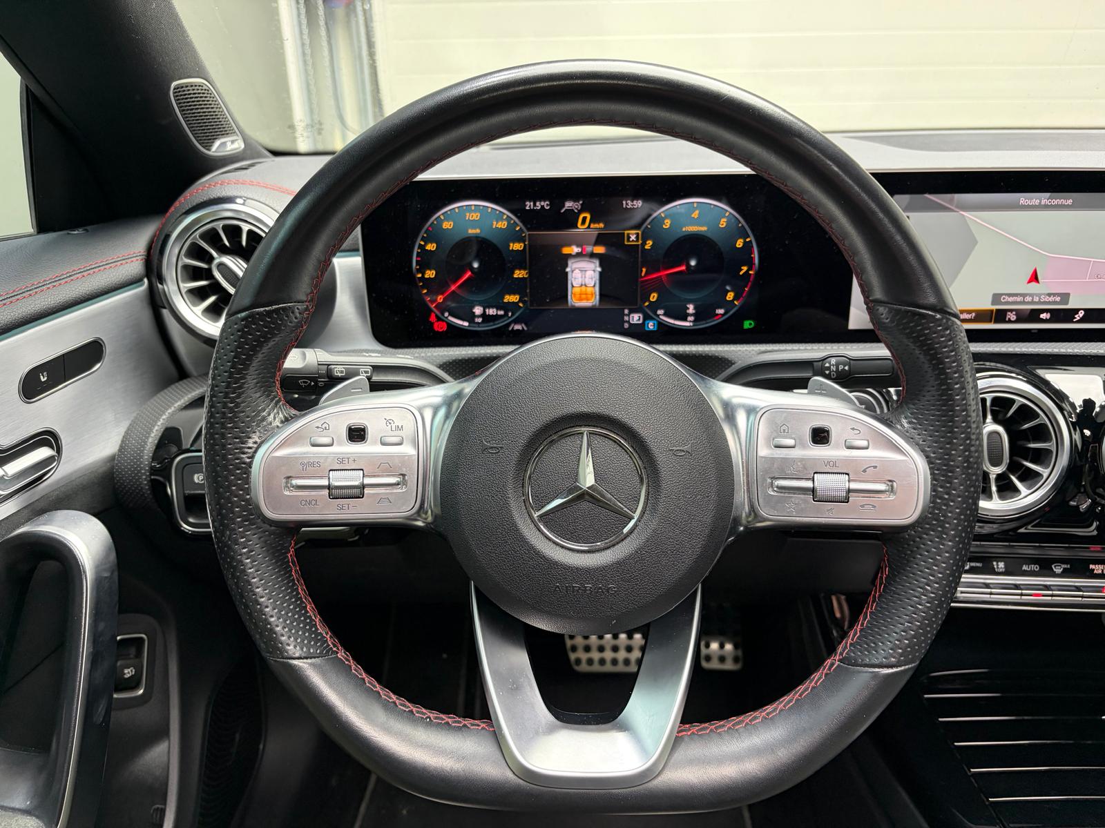 MERCEDES-BENZ CLA Shooting Brake 250 4Matic 7G-DCT AMG Line-image-18