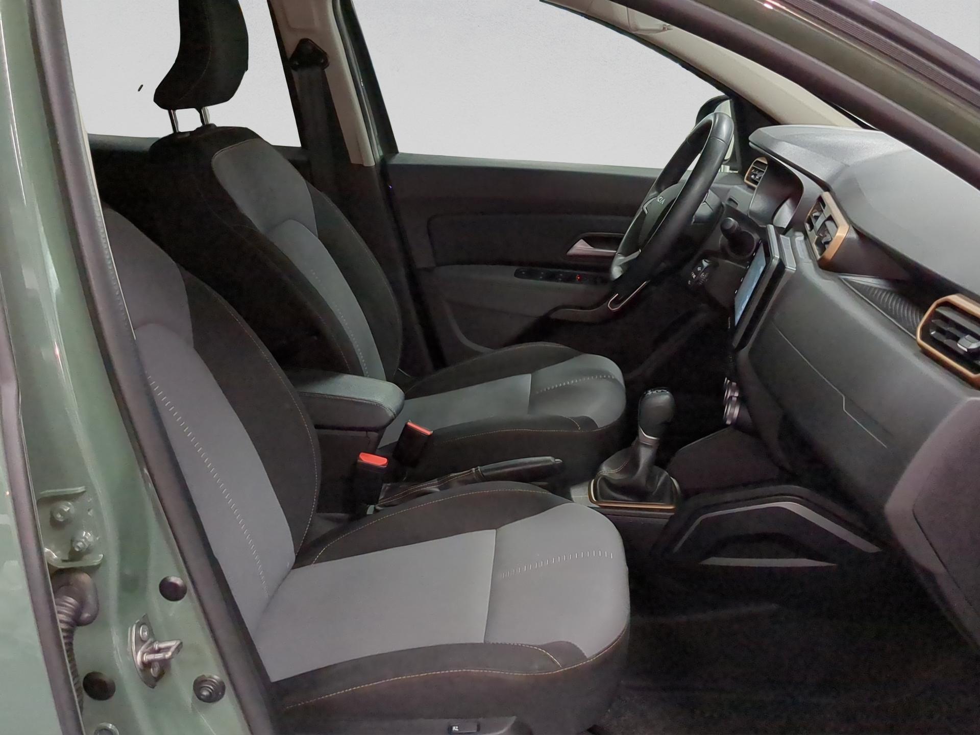 DACIA Duster TCe 150 Extreme EDC 4x2-image-15