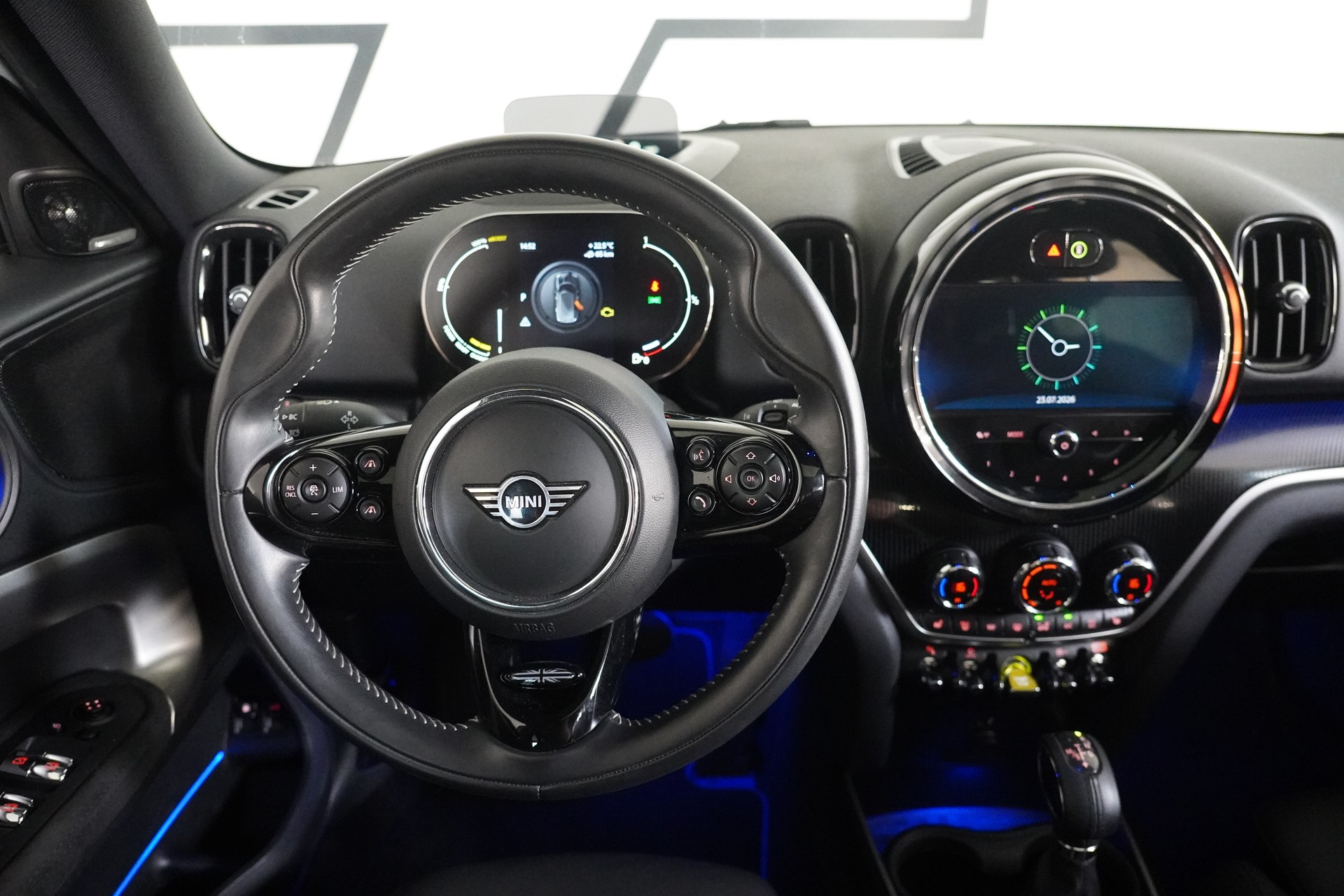 MINI Countryman Cooper SE ALL4 PHEV Steptronic-image-21