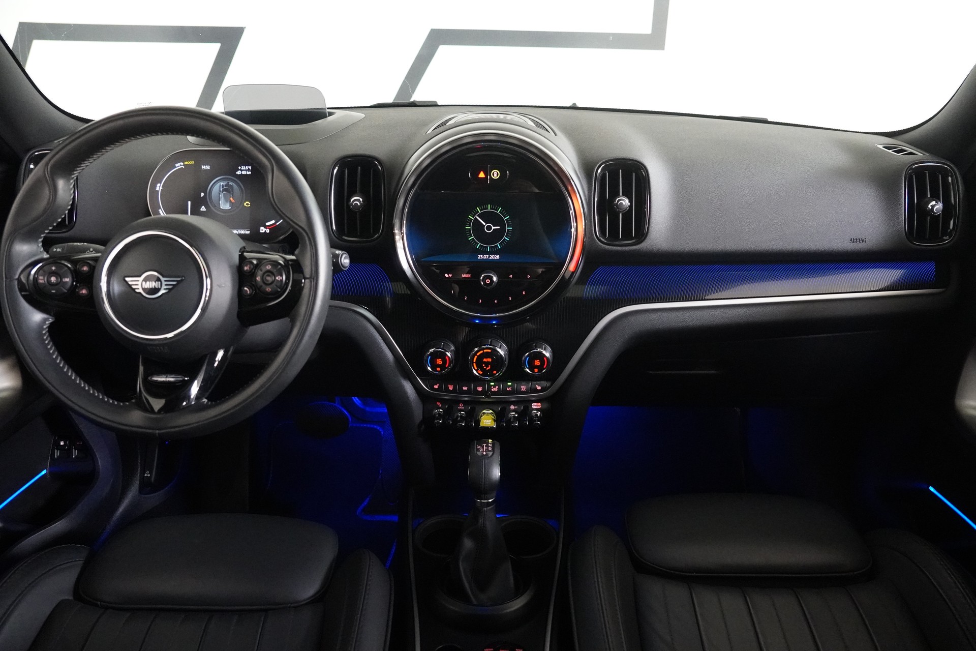MINI Countryman Cooper SE ALL4 PHEV Steptronic-image-18