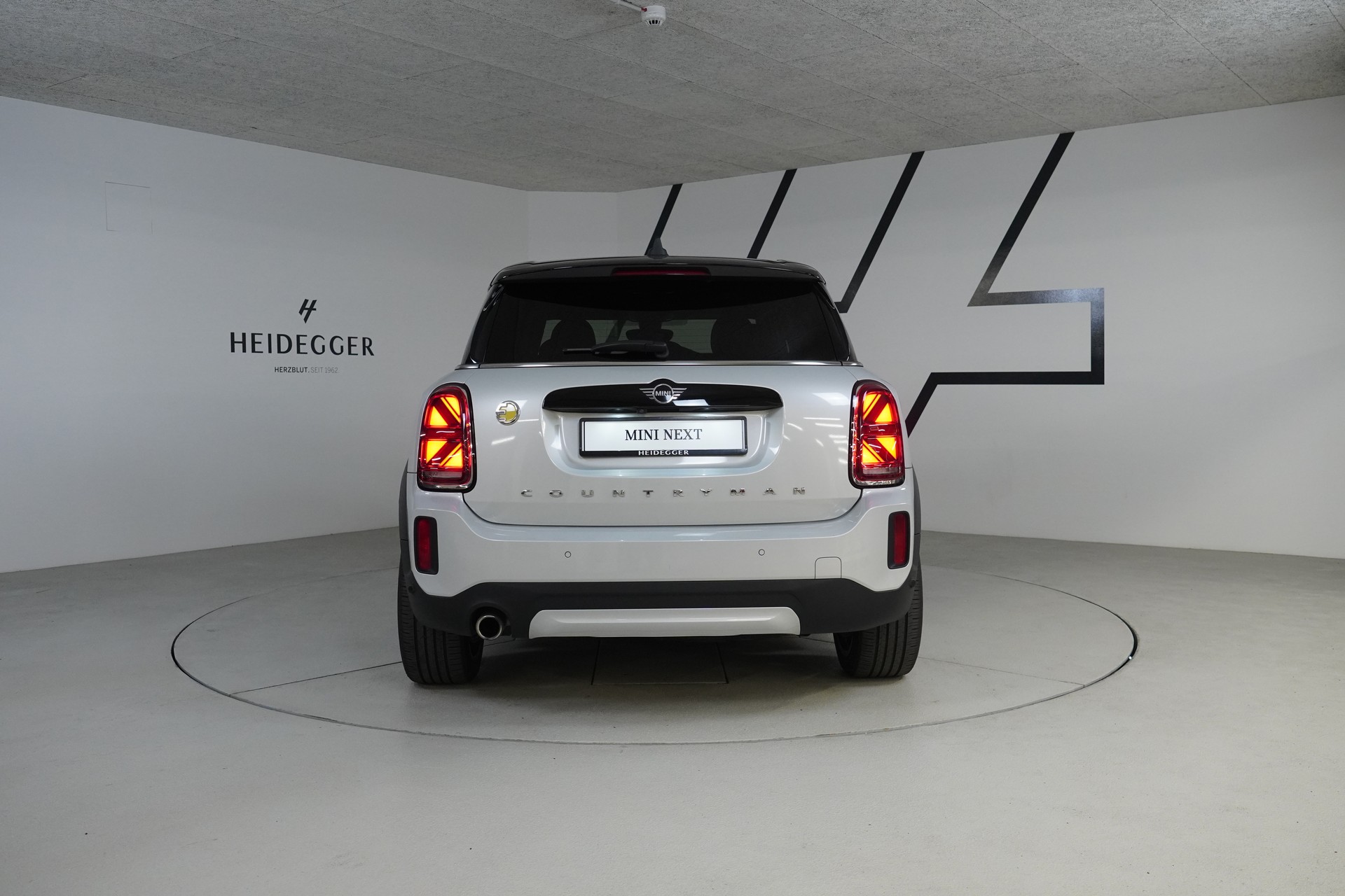 MINI Countryman Cooper SE ALL4 PHEV Steptronic-image-6