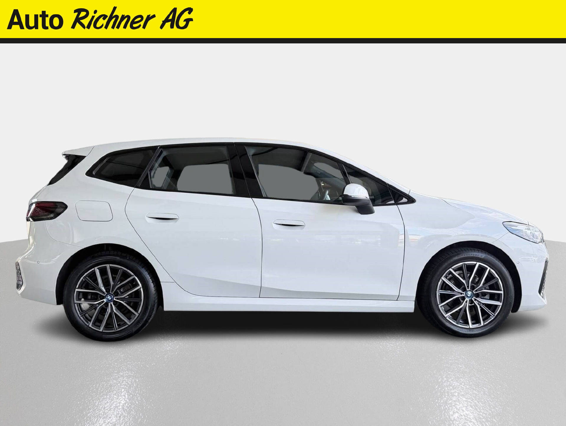BMW 225e xDrive paddles Active Tourer-showroom-element-2