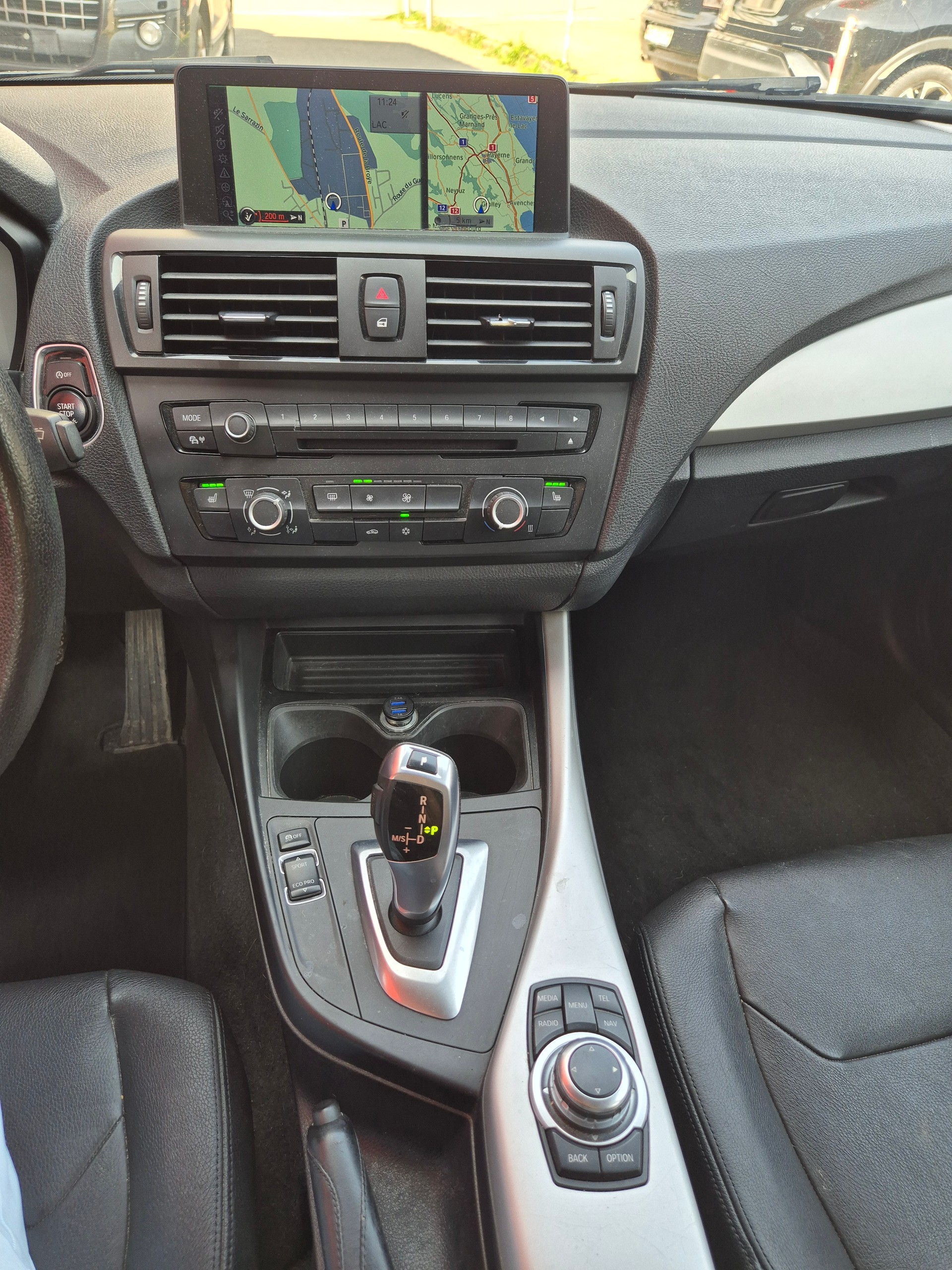BMW 116i Steptronic-image-1