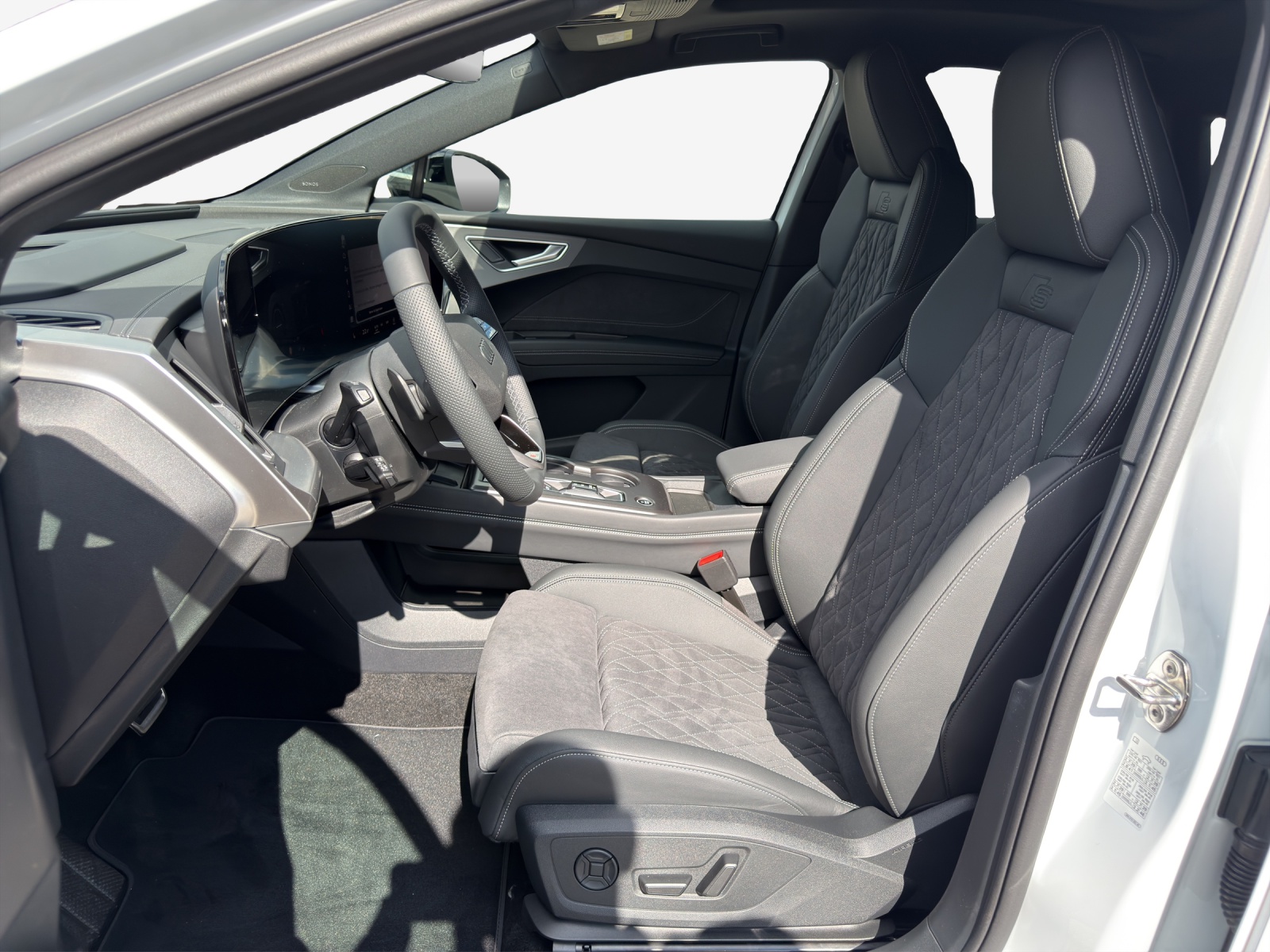 AUDI Q4 Sportback e-tron quattro performance Swiss Ski-image-7