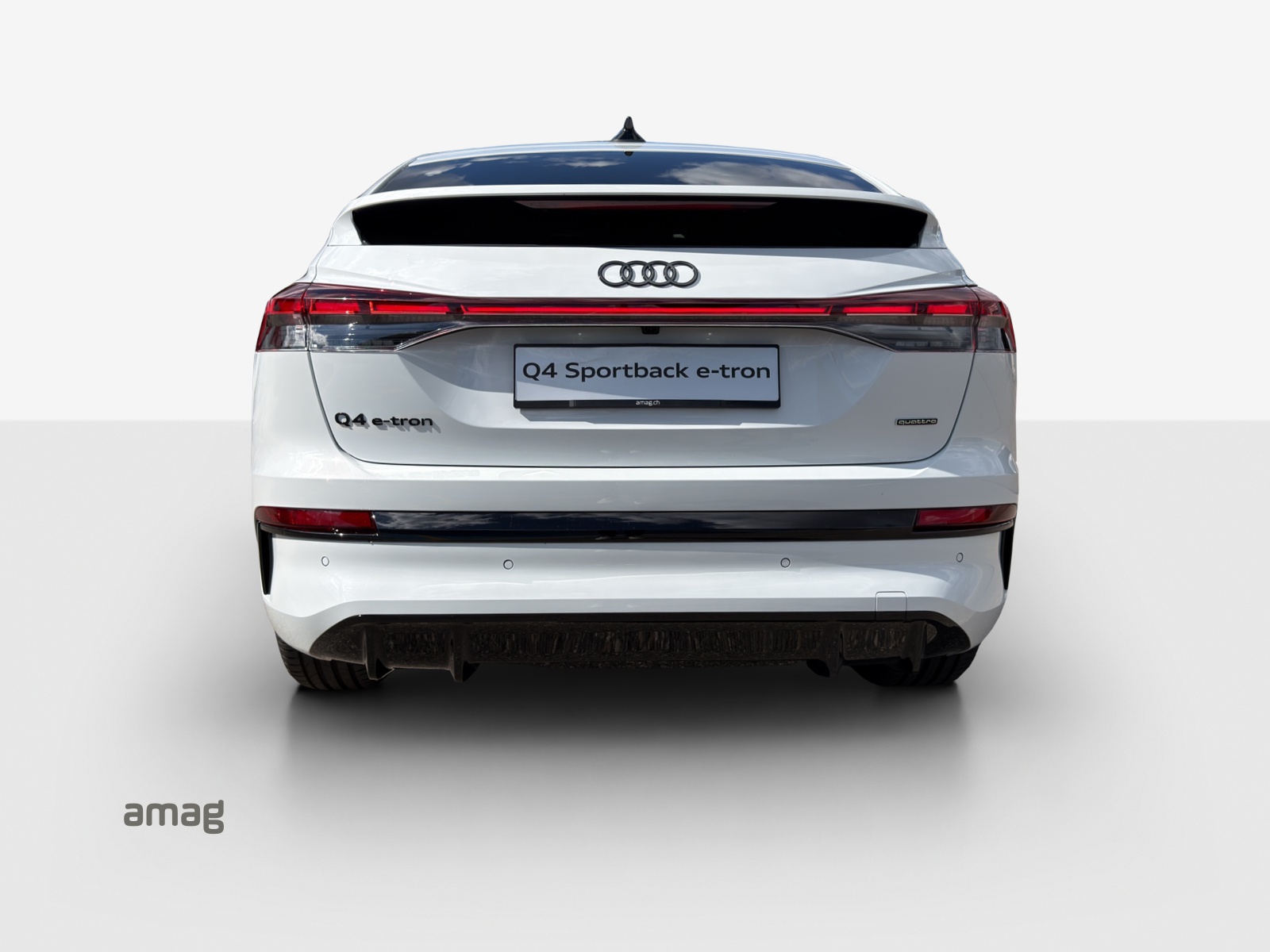 AUDI Q4 Sportback e-tron quattro performance Swiss Ski-image-3