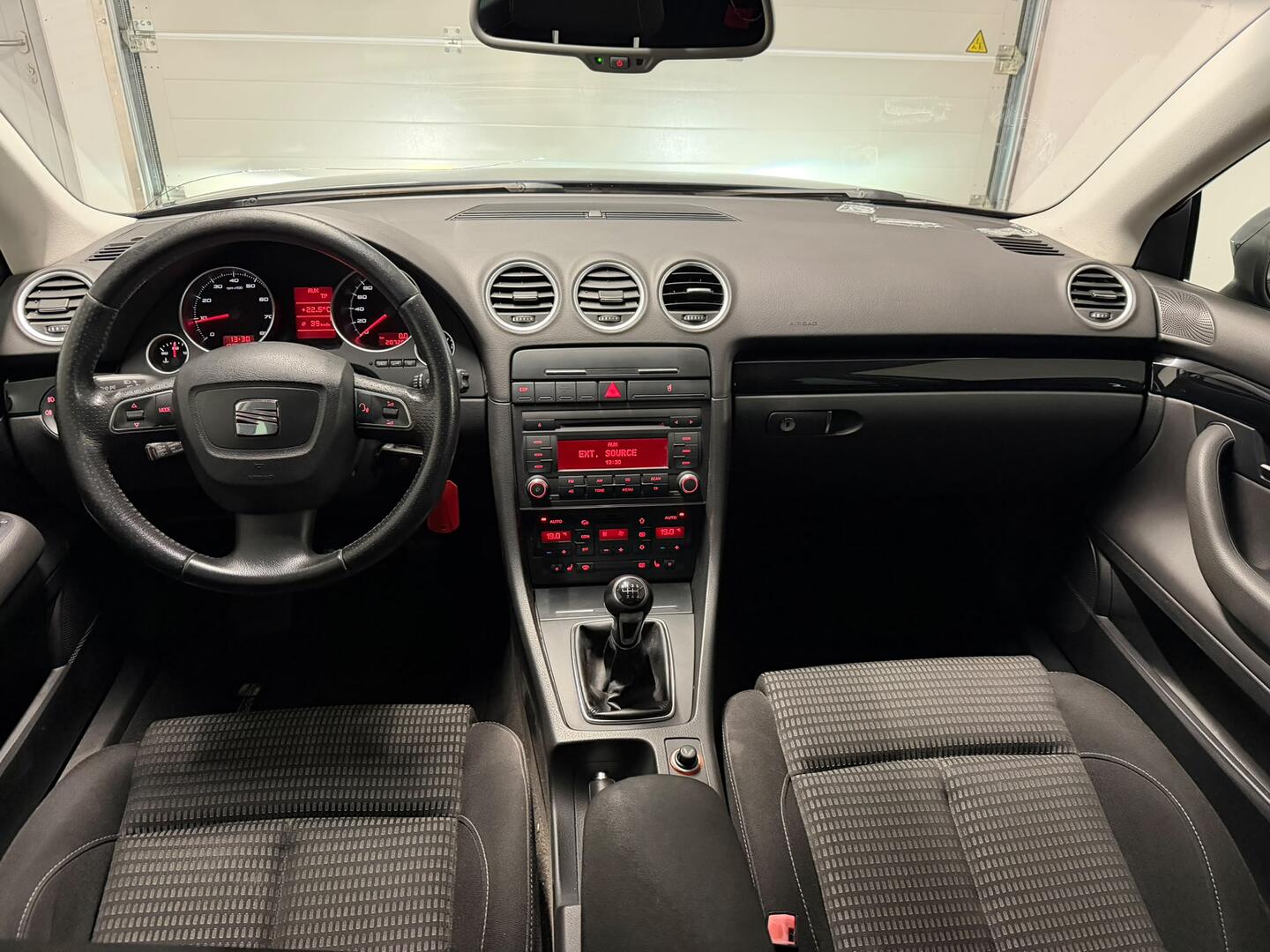 SEAT Exeo 2.0 TSI Sport-image-5