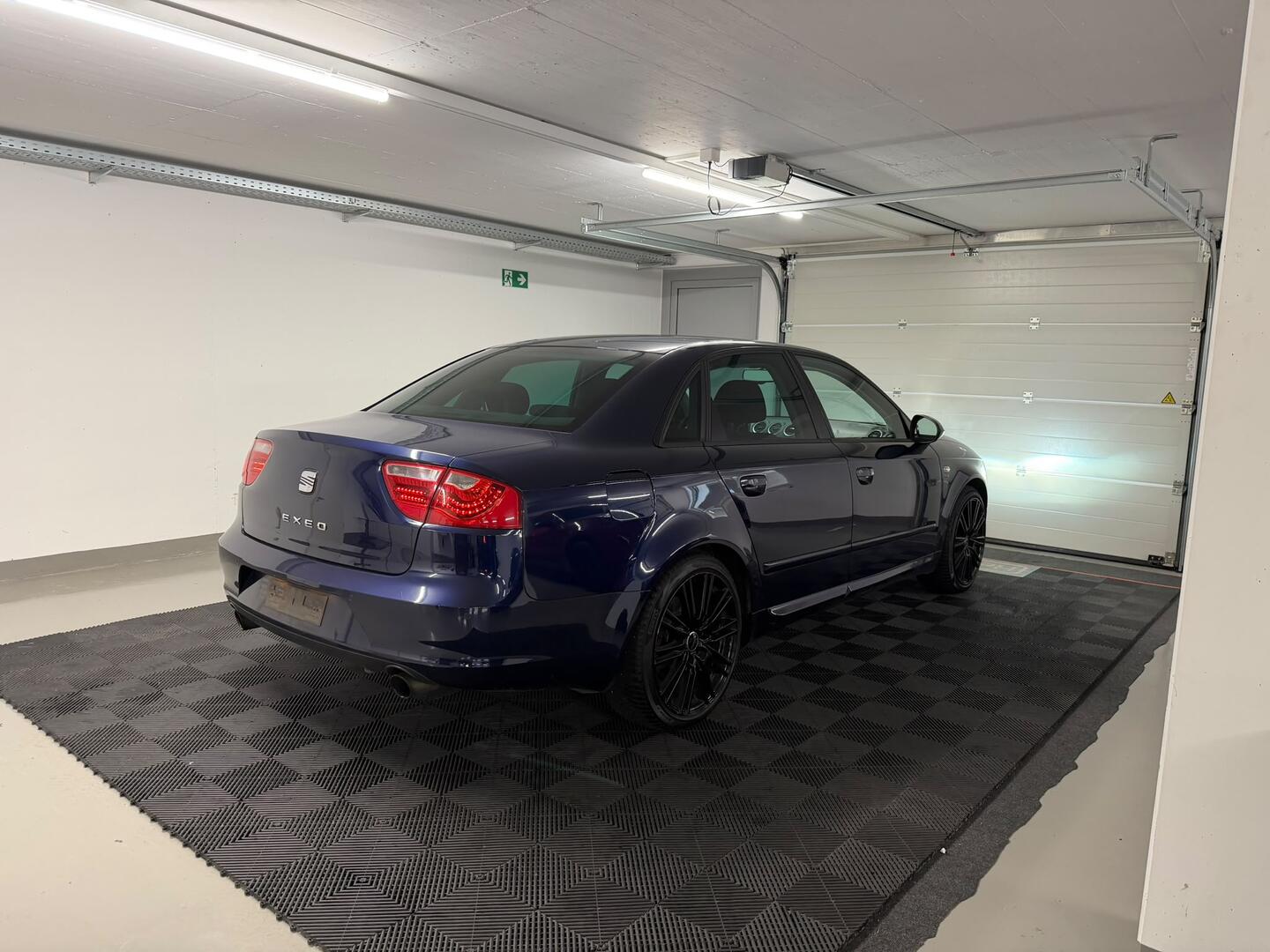 SEAT Exeo 2.0 TSI Sport-image-4