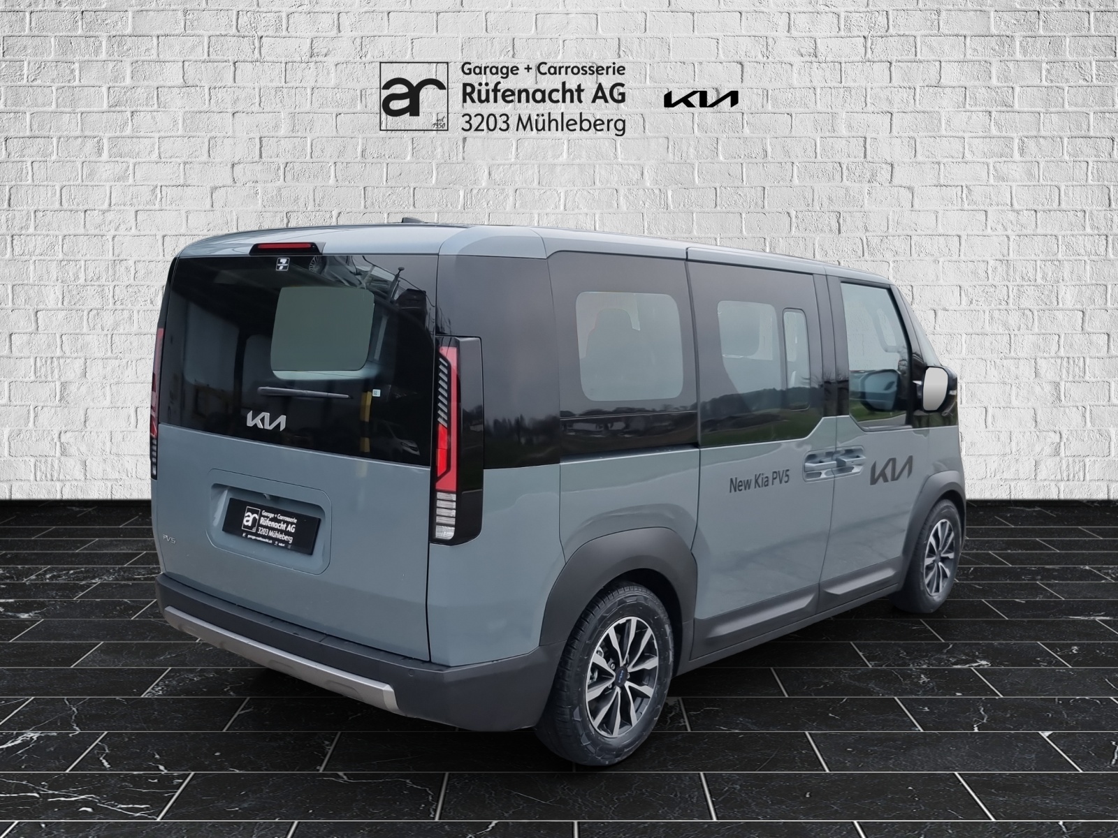 KIA PV5 Passenger 71.2 kWh Plus-image-1