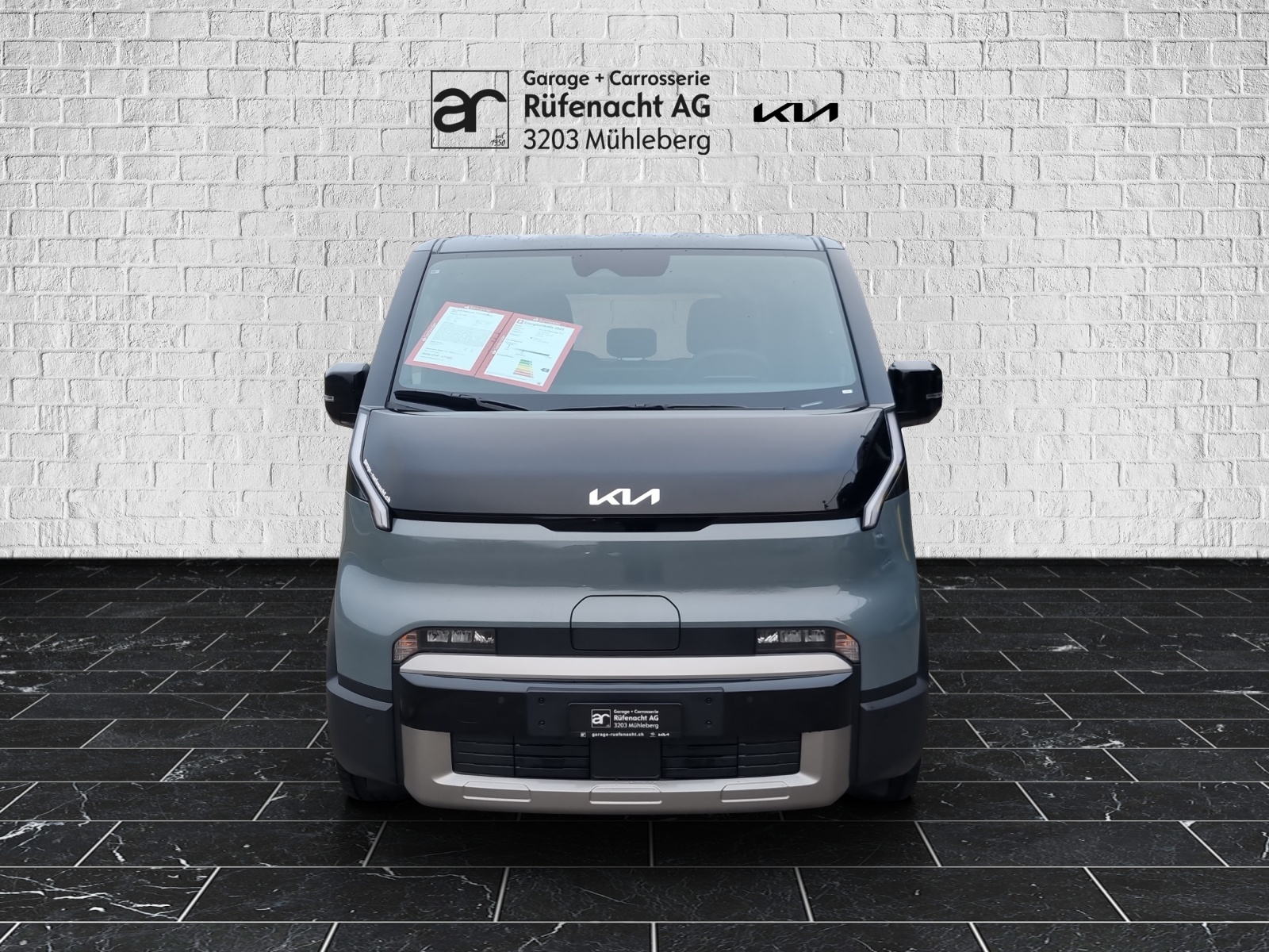 KIA PV5 Passenger 71.2 kWh Plus-image-2