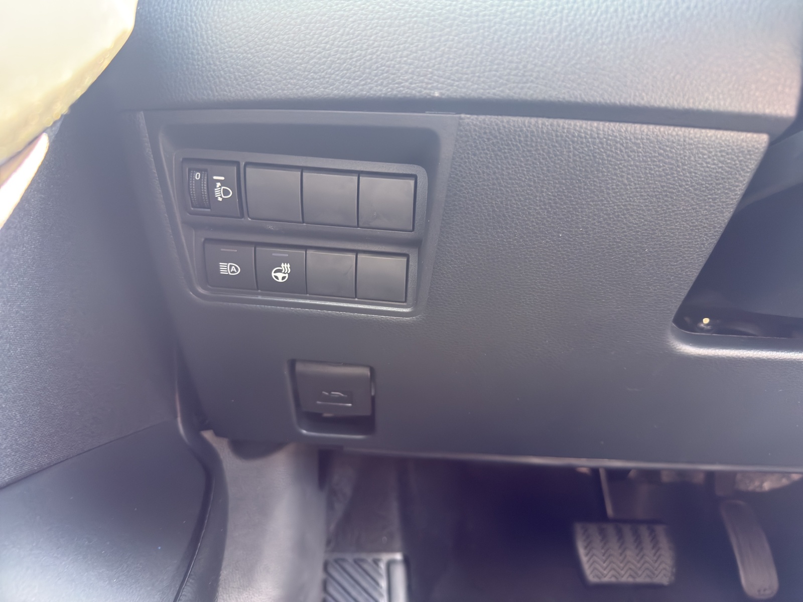 MAZDA 2 Hybrid Exclusive-line-image-13