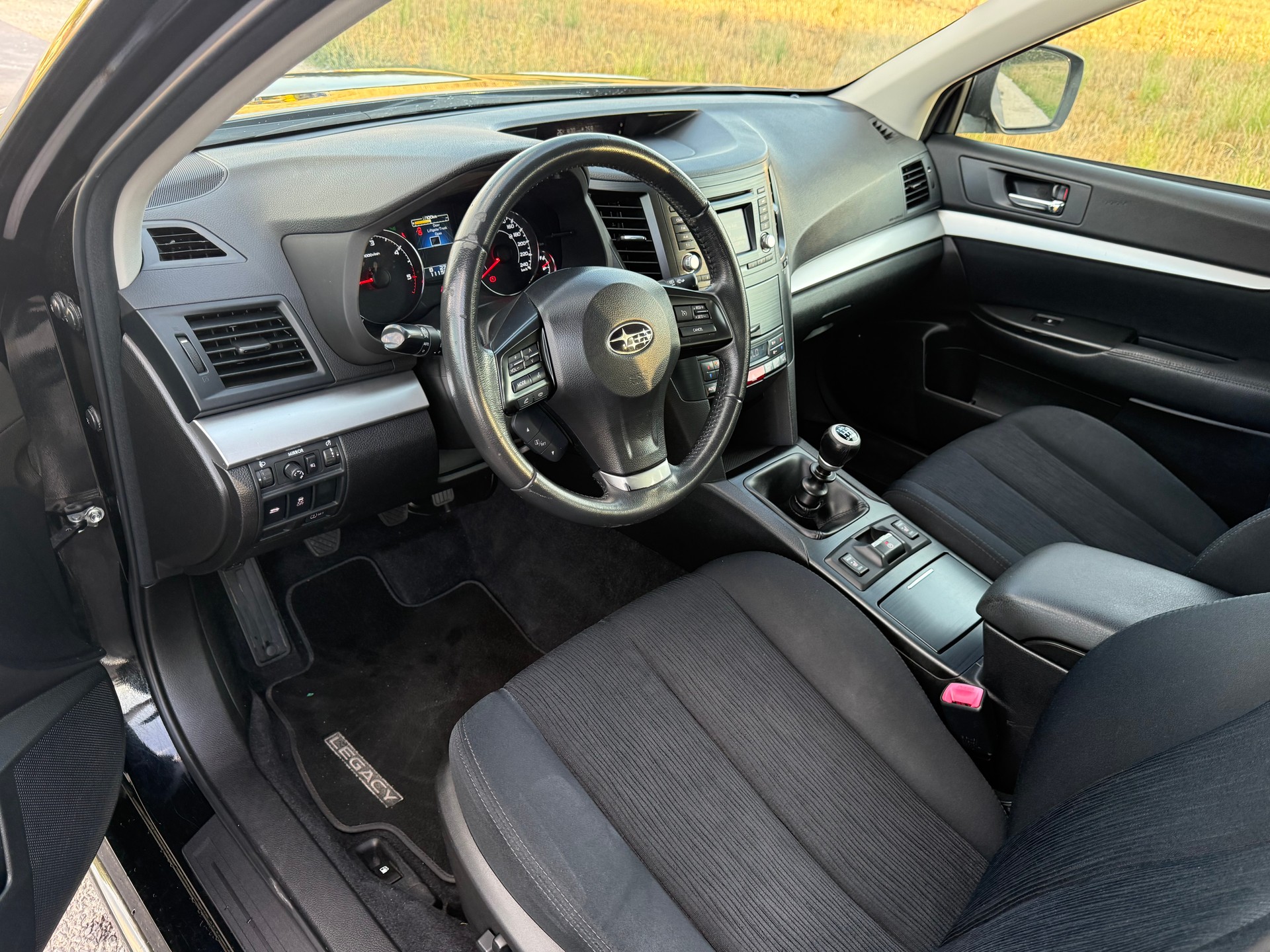 SUBARU Legacy 2.0D Swiss AWD-image-10