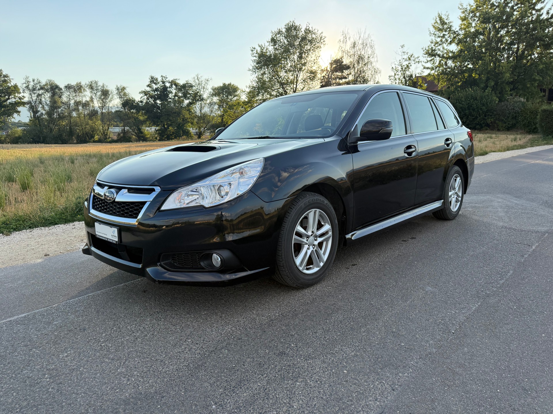 SUBARU Legacy 2.0D Swiss AWD-image-1