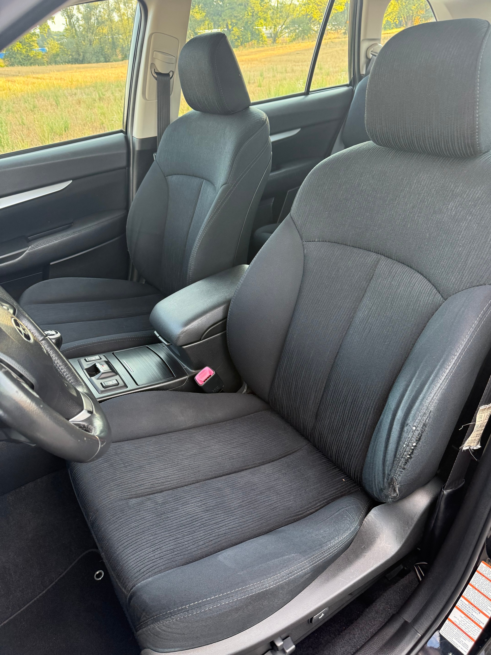 SUBARU Legacy 2.0D Swiss AWD-image-13