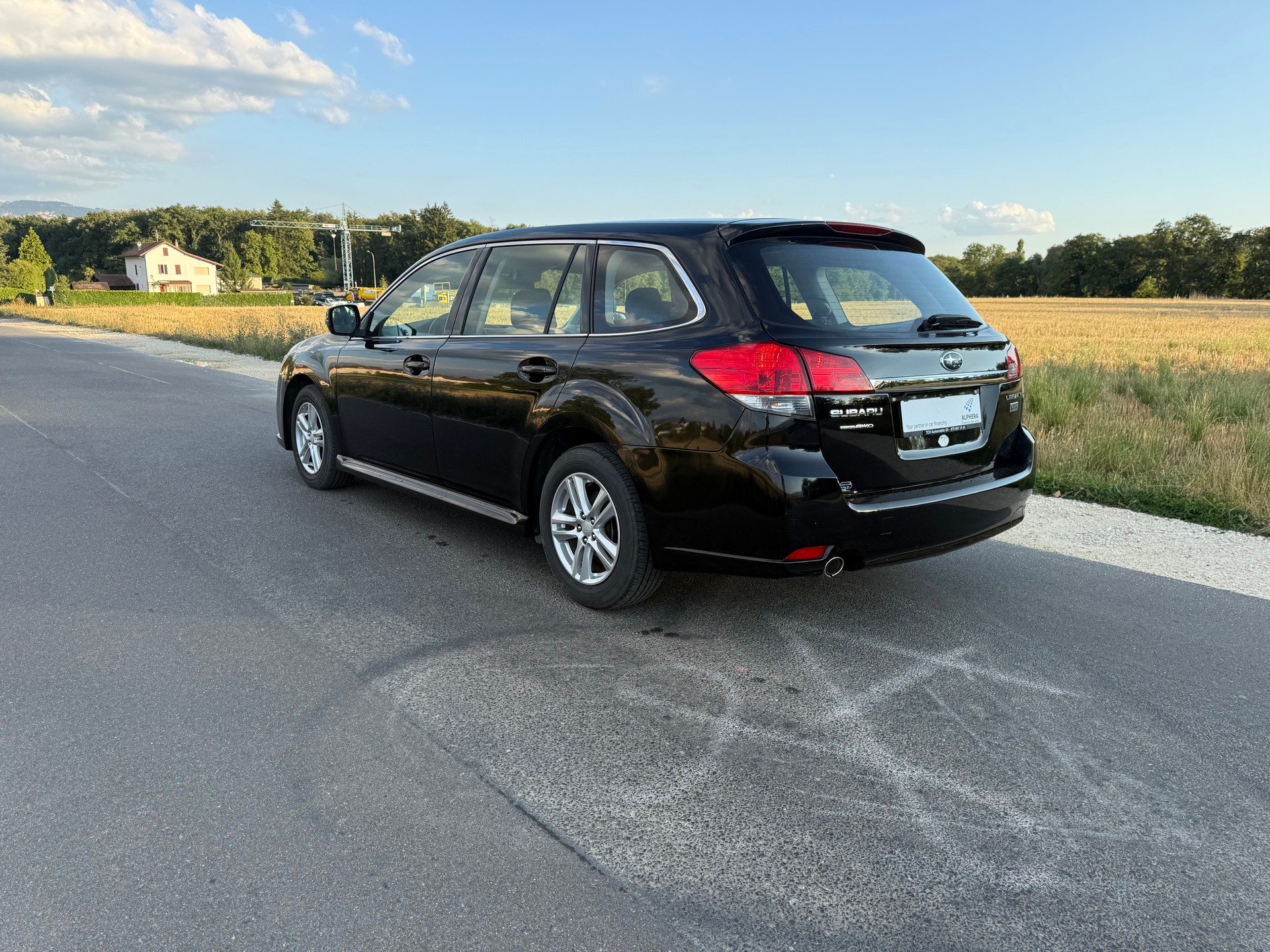 SUBARU Legacy 2.0D Swiss AWD-image-2