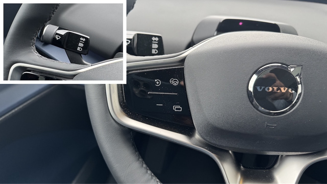 VOLVO EX30 E60 69kWh TWIN ULTRA PERFORMNCE AWD-image-13