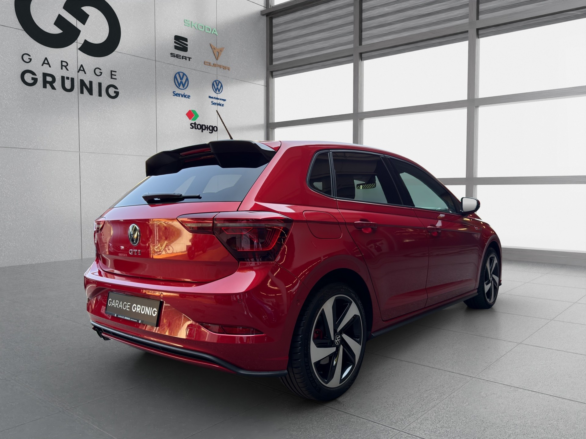 VW Polo 2.0 TSI GTI DSG-image-5