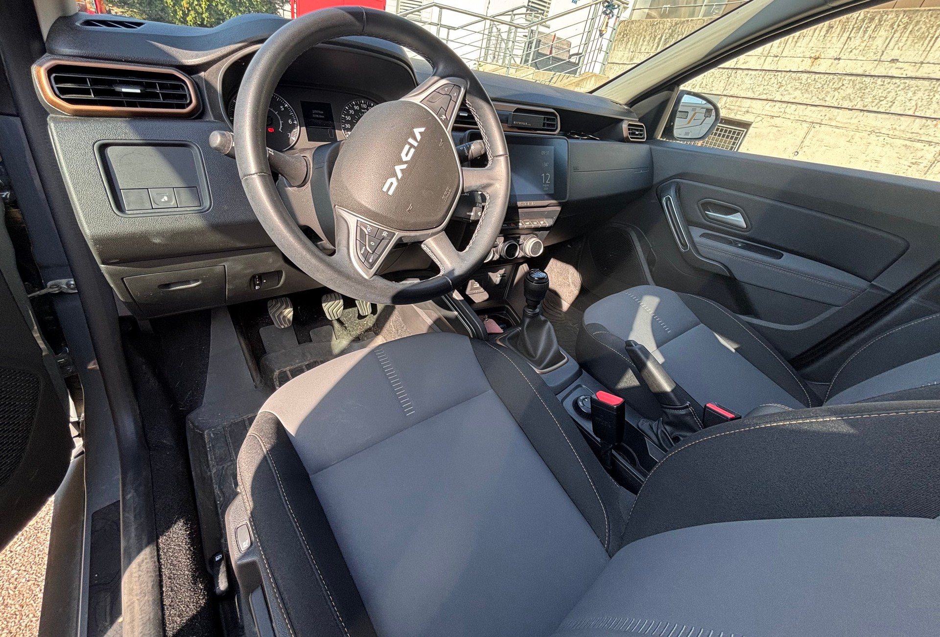 DACIA 1.3 TCe 150 Extreme 4WD-image-3