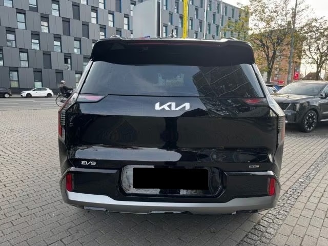 KIA EV9 99,8 kWh GT-Line 4x4 Relaxation Seat 6 Sitzer-image-4