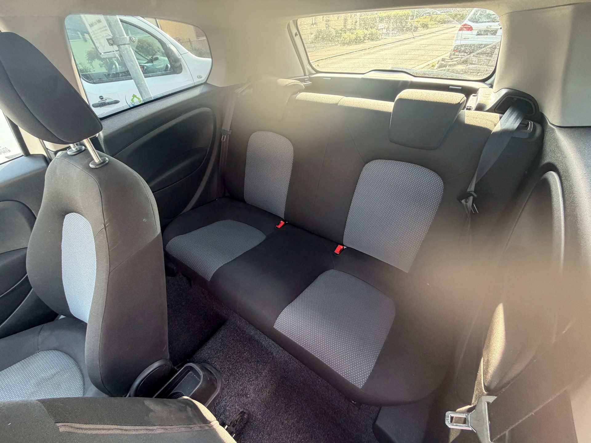 FIAT Punto 1.2 Grande Punto Ab Mfk Frisch ab Grosse Service-image-9