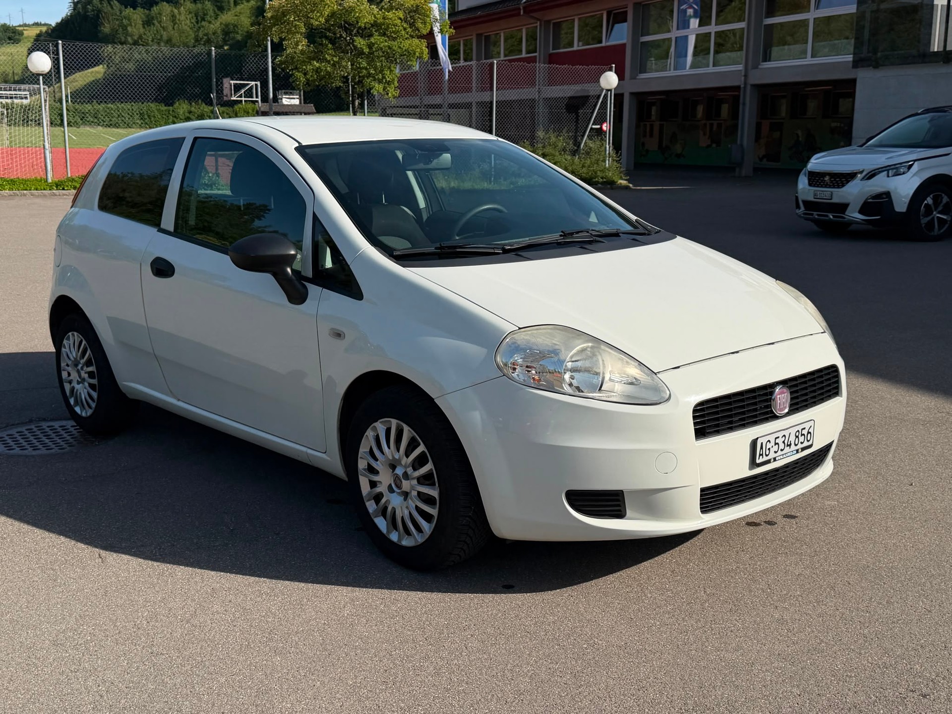 FIAT Punto 1.2 Grande Punto Ab Mfk Frisch ab Grosse Service-image-1