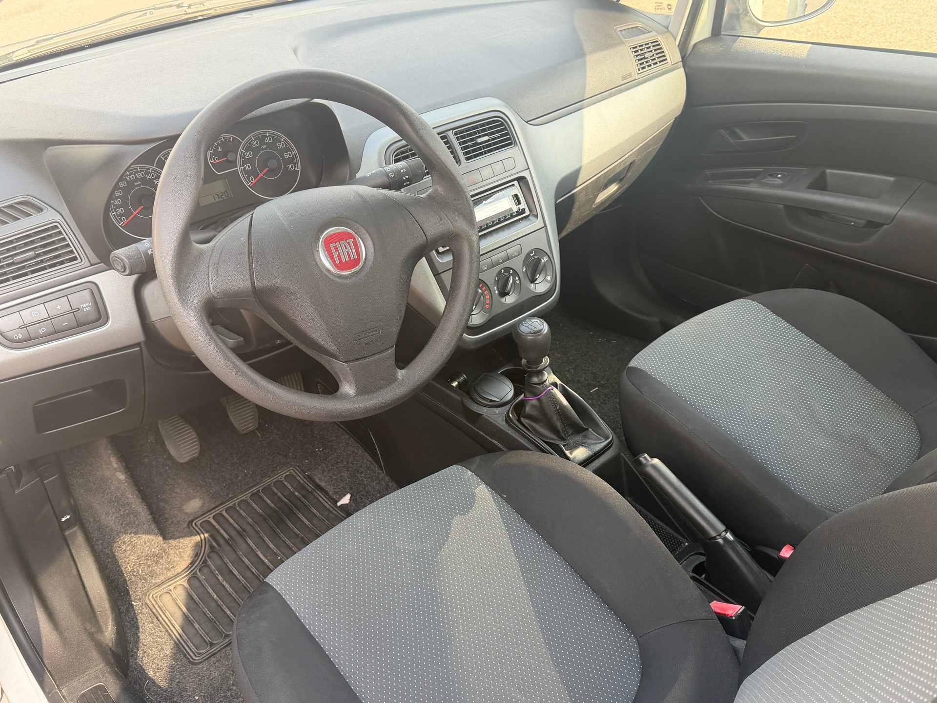 FIAT Punto 1.2 Grande Punto Ab Mfk Frisch ab Grosse Service-image-6