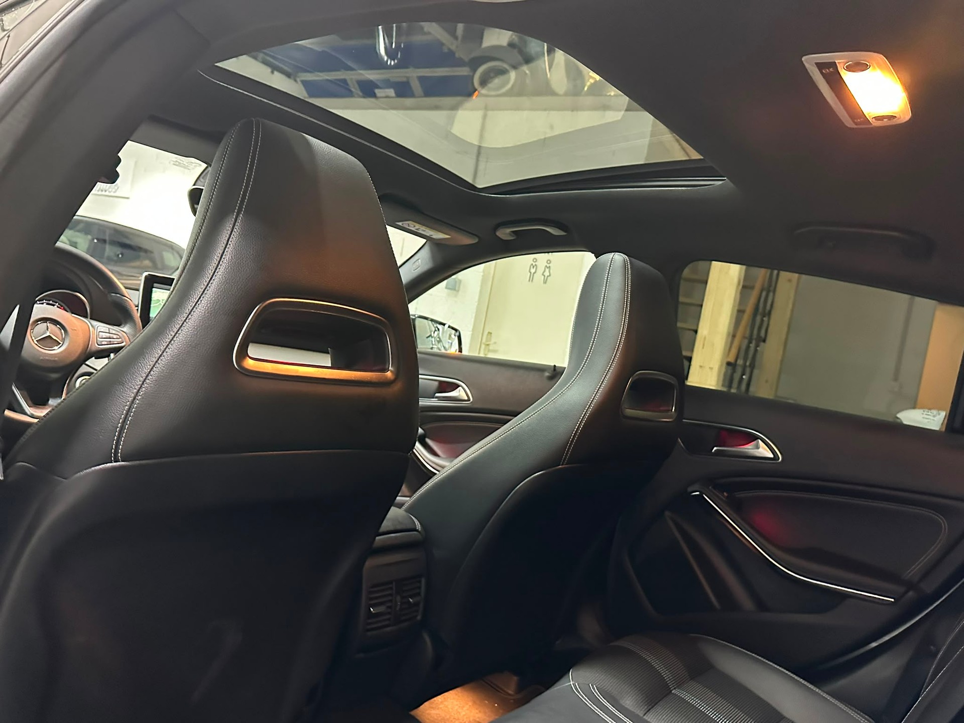 MERCEDES-BENZ CLA Shooting Brake 200 Night Star 7G-DCT-image-9
